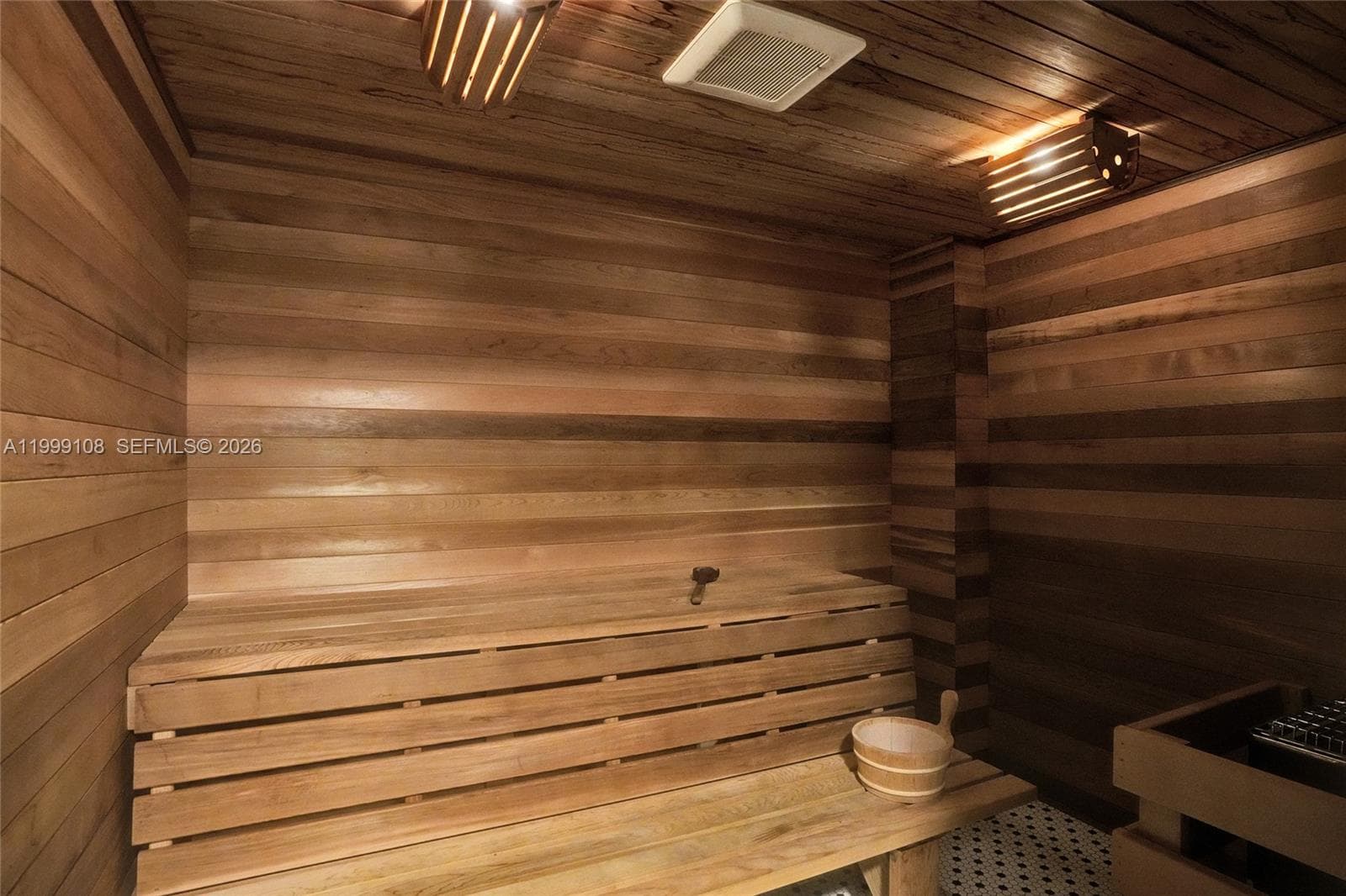 ST TROPEZ OCEAN CONDO · #8-C in Miami Beach - Photo 24