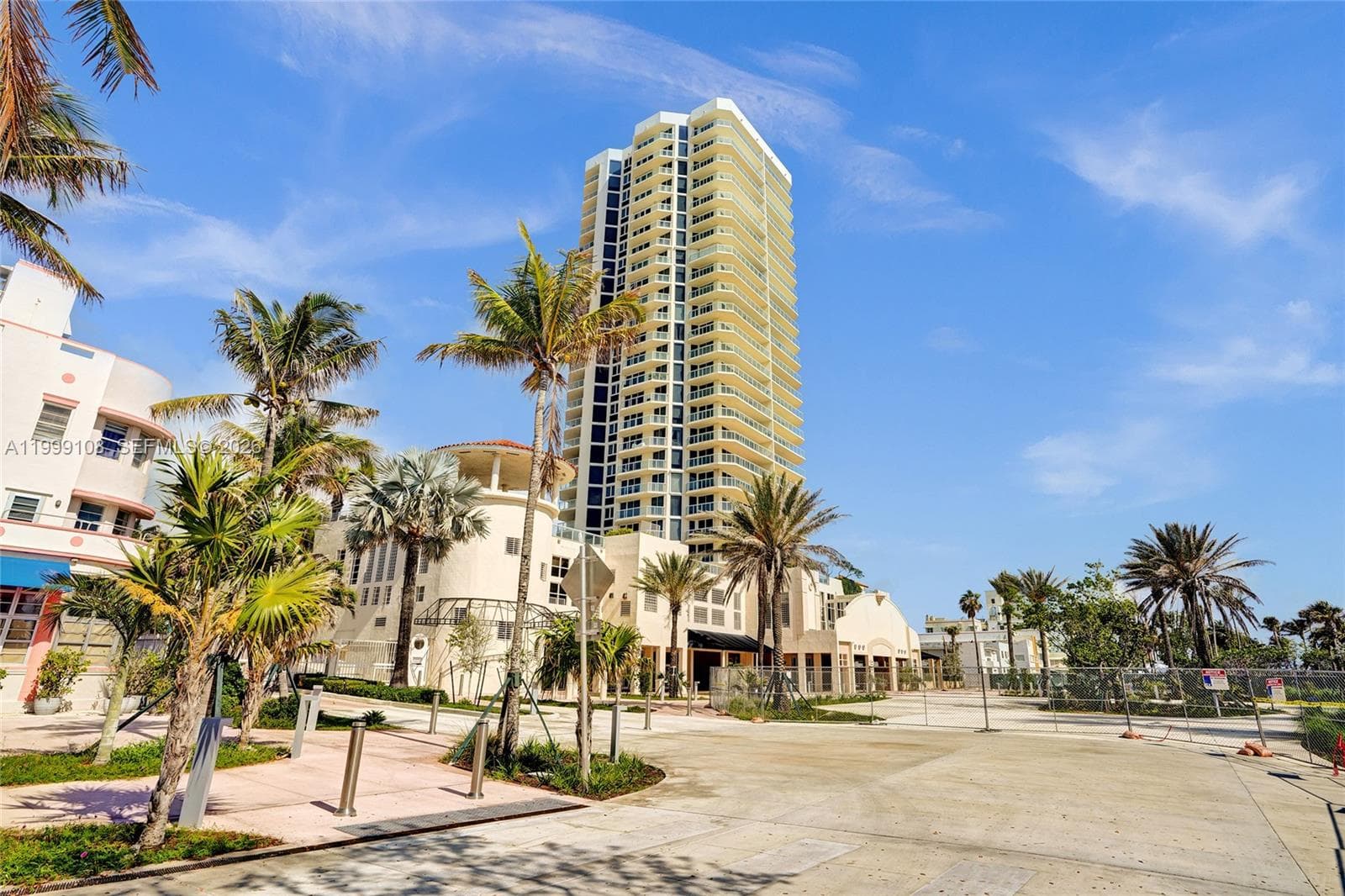 ST TROPEZ OCEAN CONDO · #8-C in Miami Beach - Photo 18