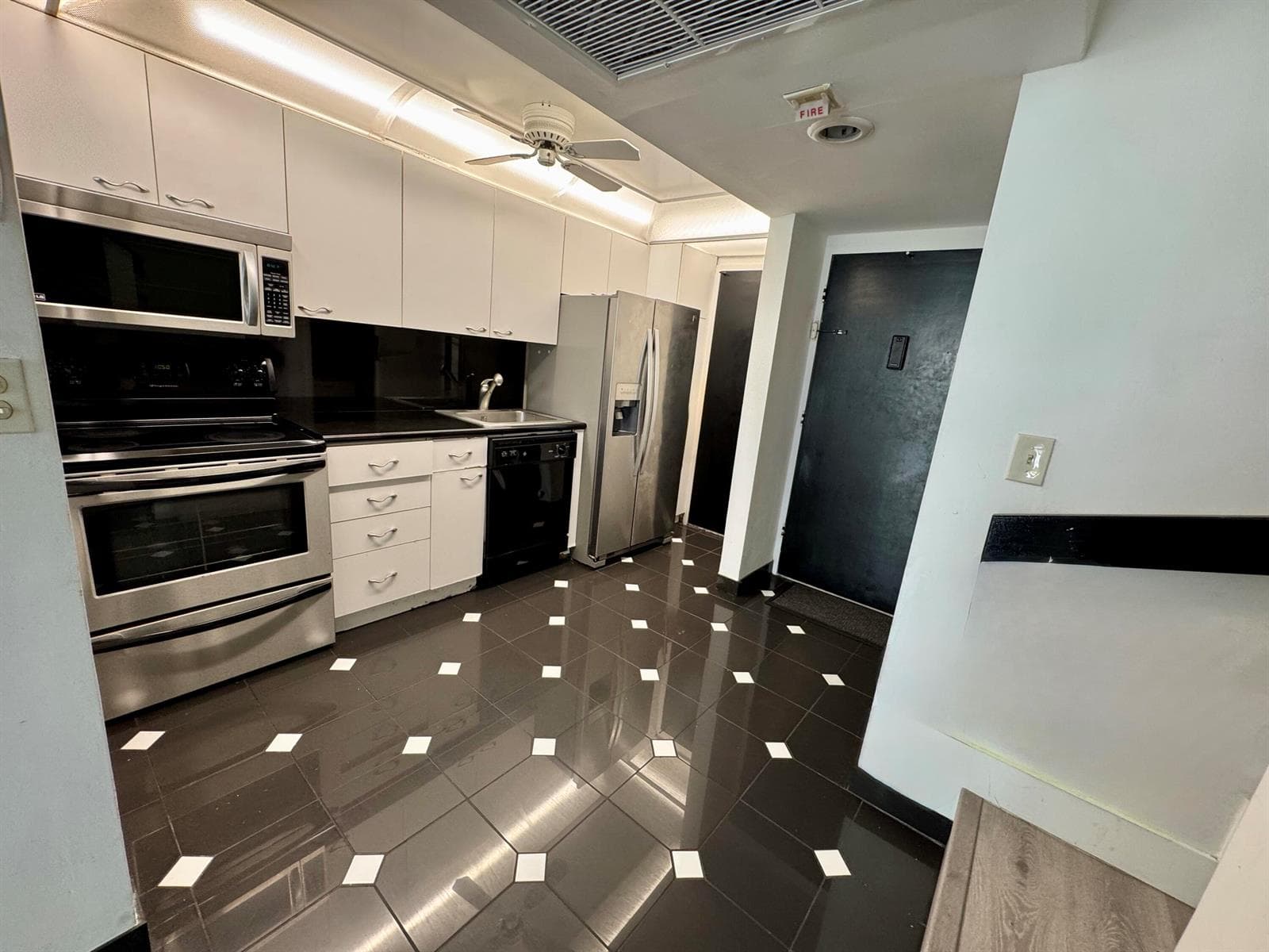 00035Townhouse 144 CH 12