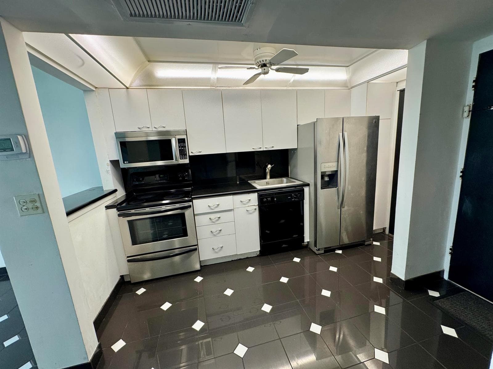 00026Townhouse 144 CH 12