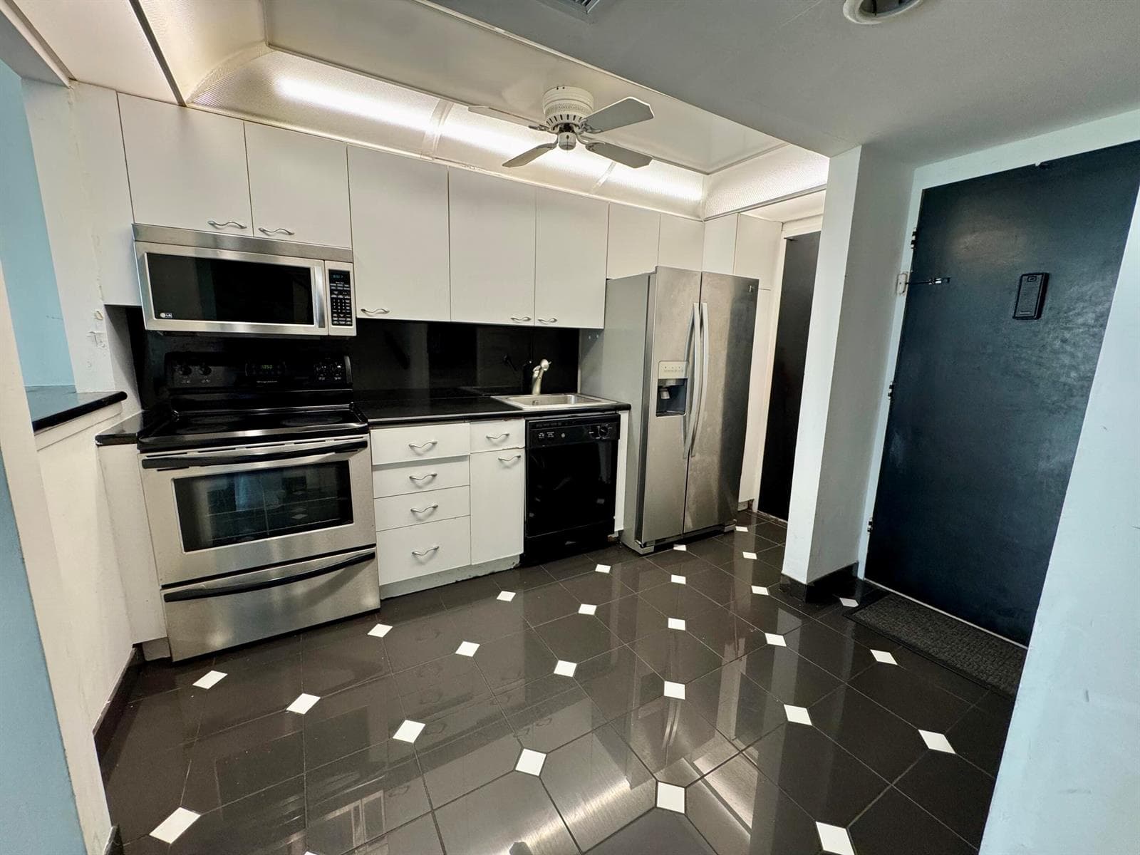 00034Townhouse 144 CH 12