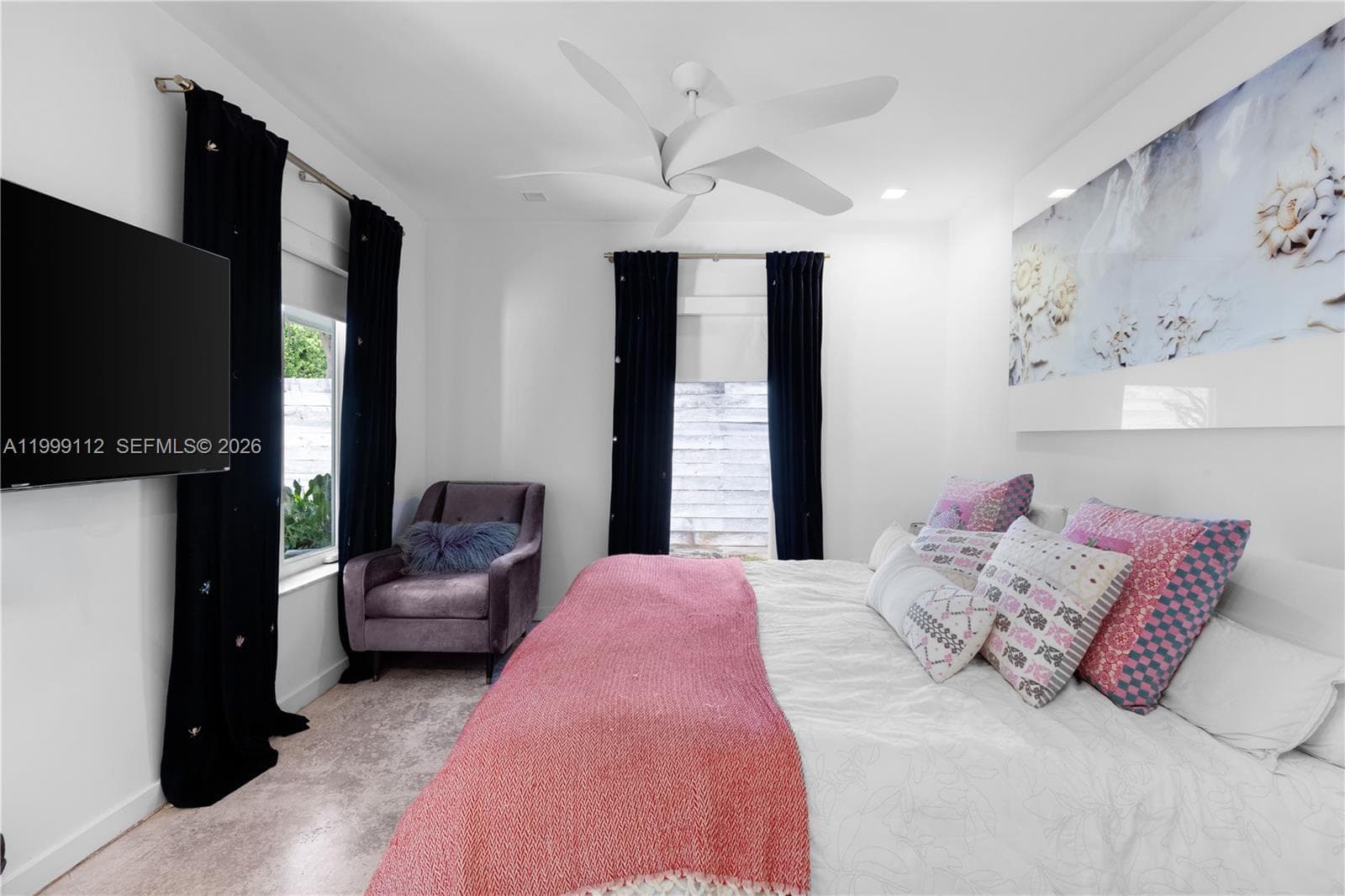 524 Warren Ln photo 14