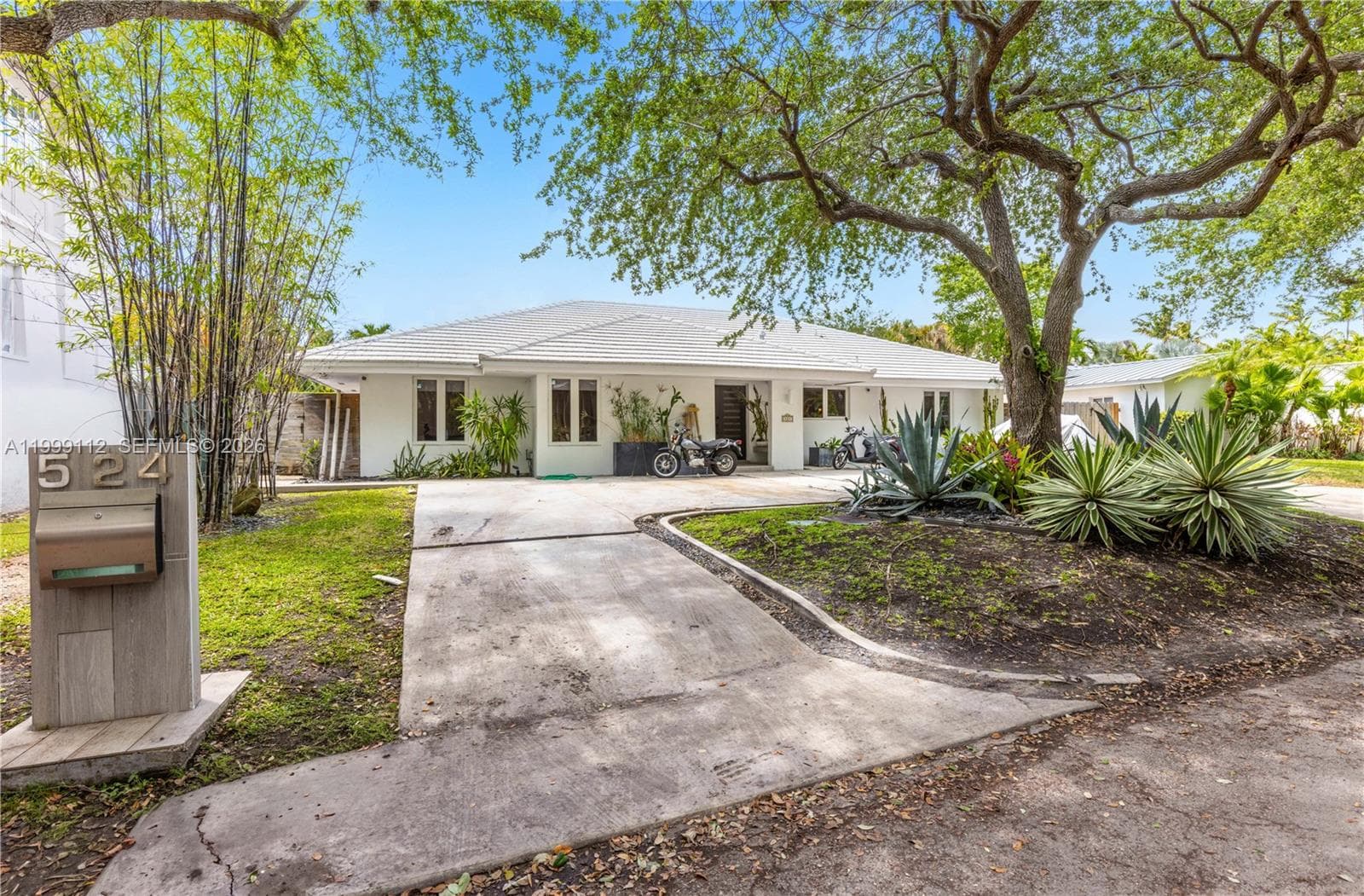 524 Warren Ln photo 41