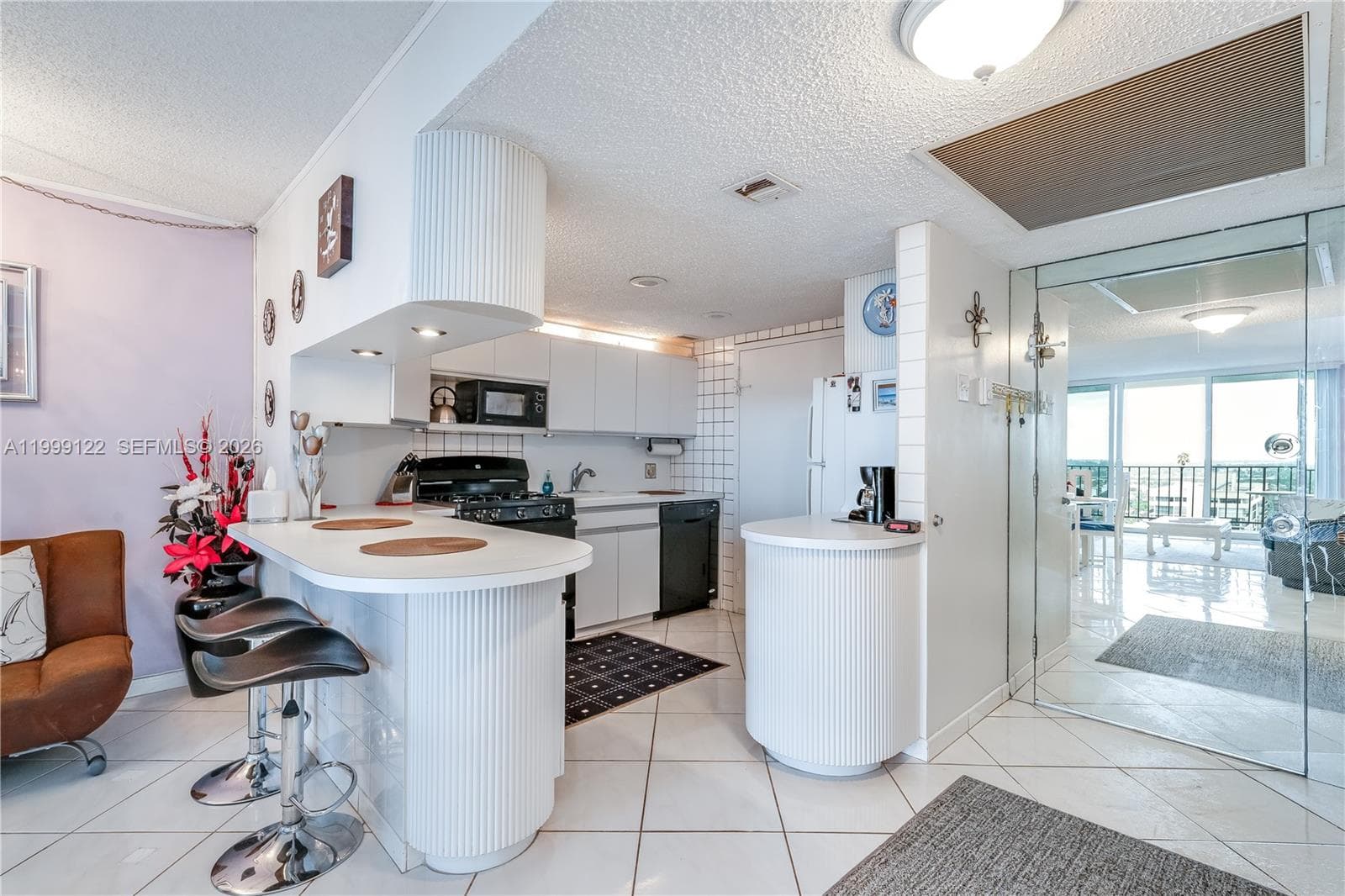 PARKER PLAZA ESTATES COND · #1903 in Hallandale Beach - Photo 8