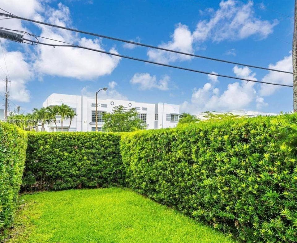 WATERCLUB CONDO · #101 in Miami Beach - Photo 12
