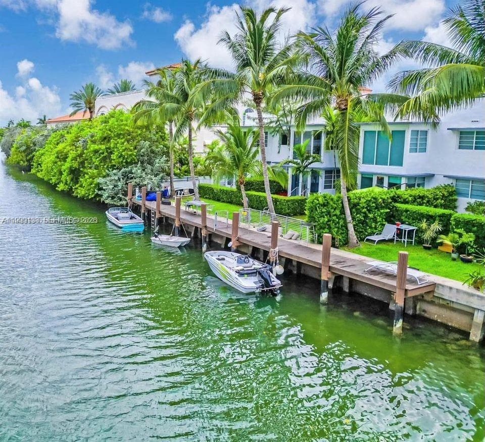 WATERCLUB CONDO · #101 in Miami Beach - Photo 3