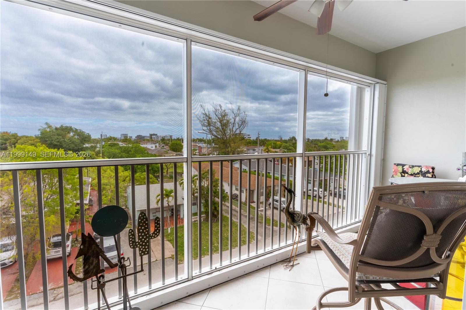 THIRD GULFSTREAM GARDEN · #405F in Hallandale Beach - Photo 3
