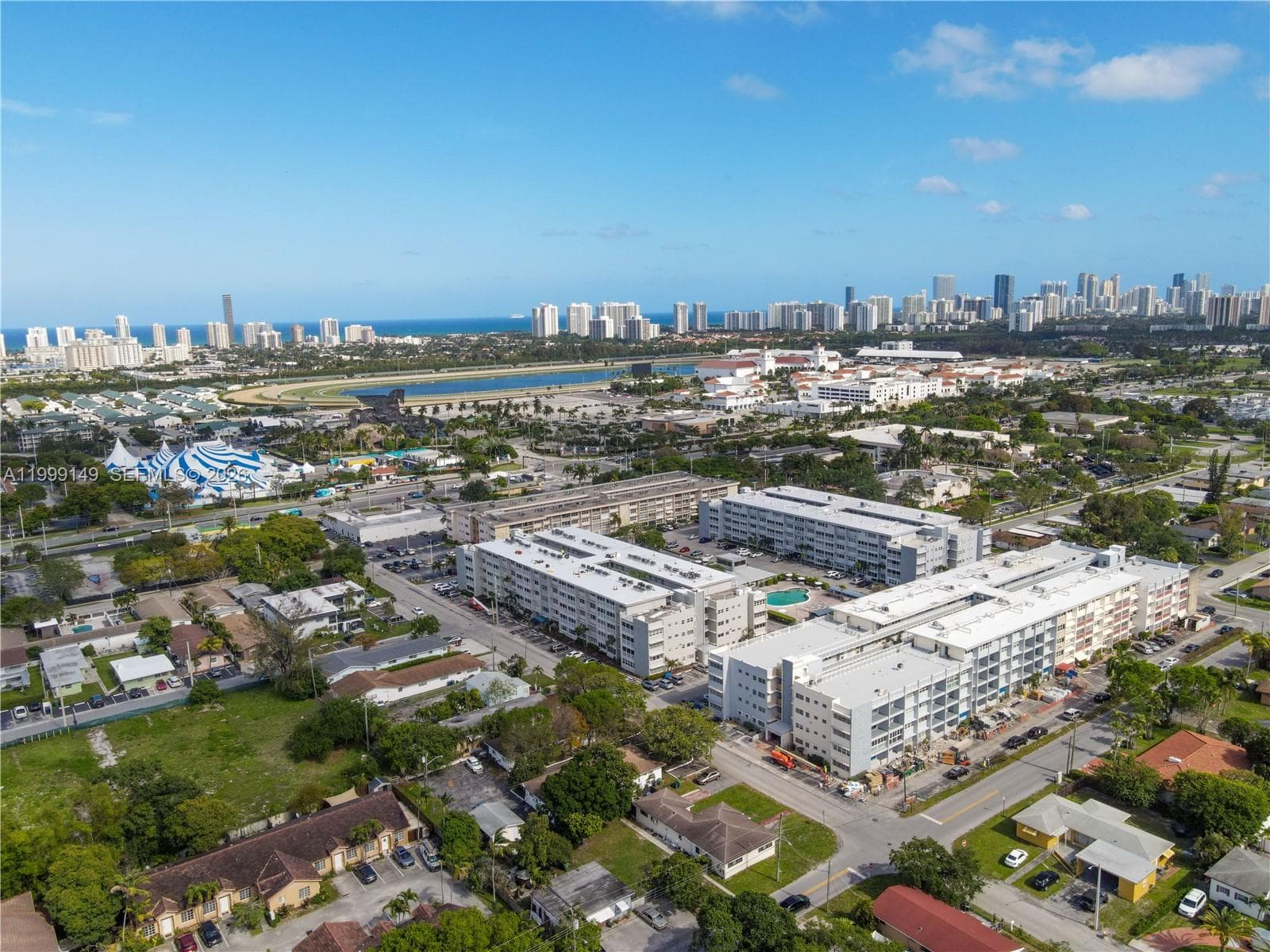THIRD GULFSTREAM GARDEN · #405F in Hallandale Beach - Photo 36