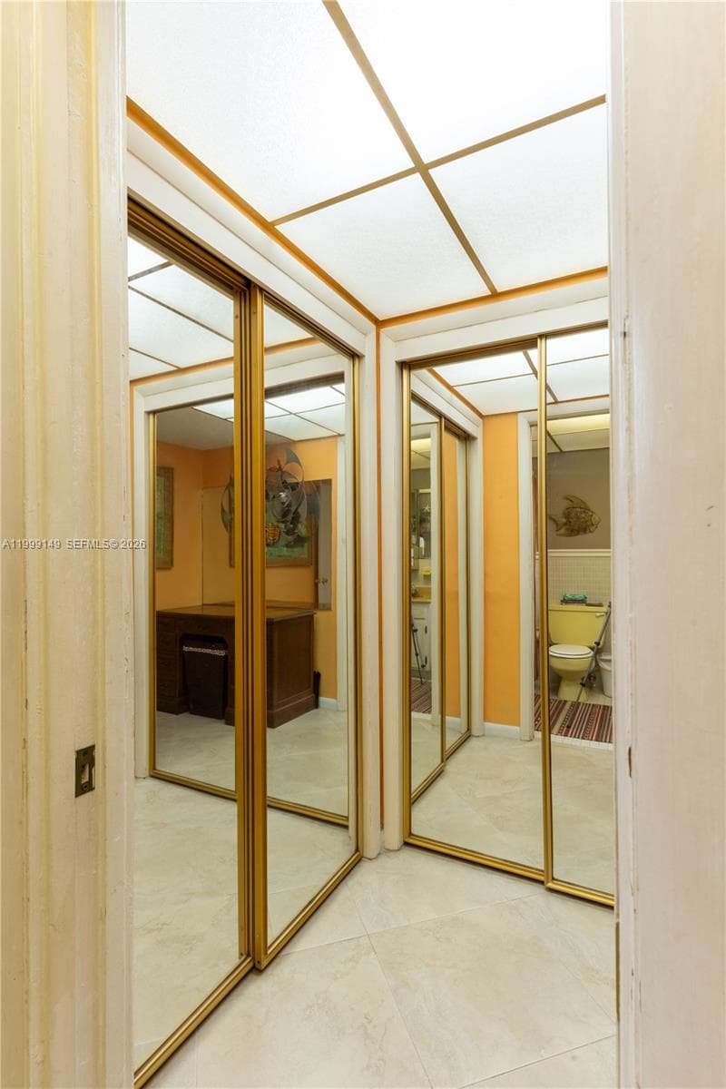 THIRD GULFSTREAM GARDEN · #405F in Hallandale Beach - Photo 25