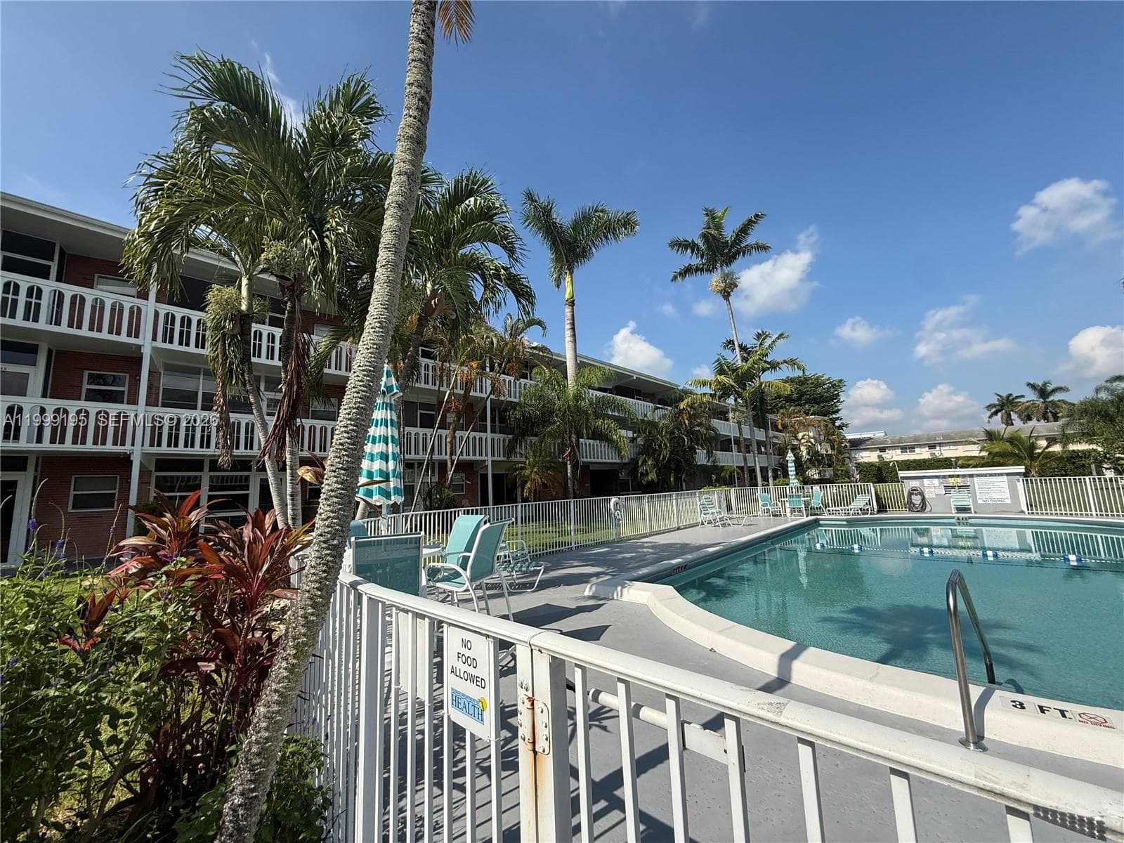 Eldorado Country Club · #17B in Hallandale Beach - Photo 4
