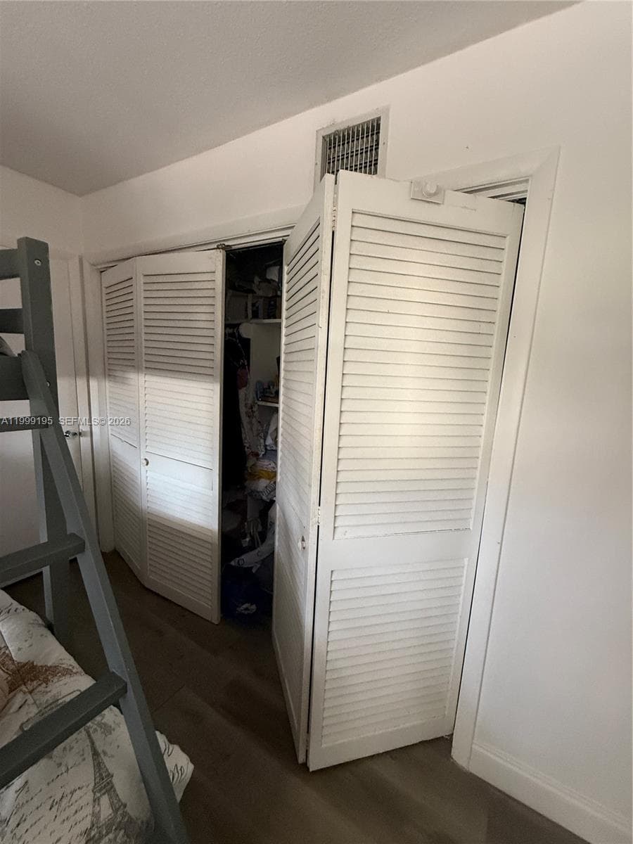 Eldorado Country Club · #17B in Hallandale Beach - Photo 21