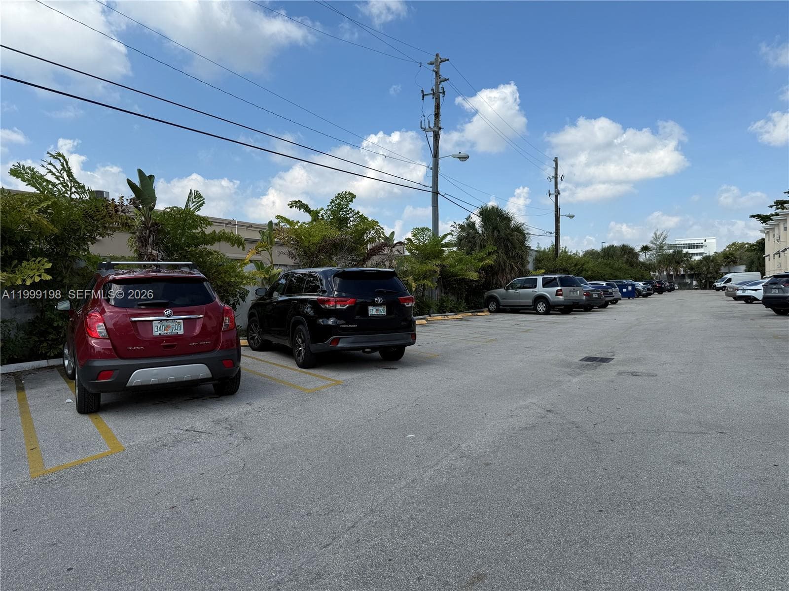 ELDORADO COUNTRY CLUB TOW · #17B in Hallandale Beach - Photo 53