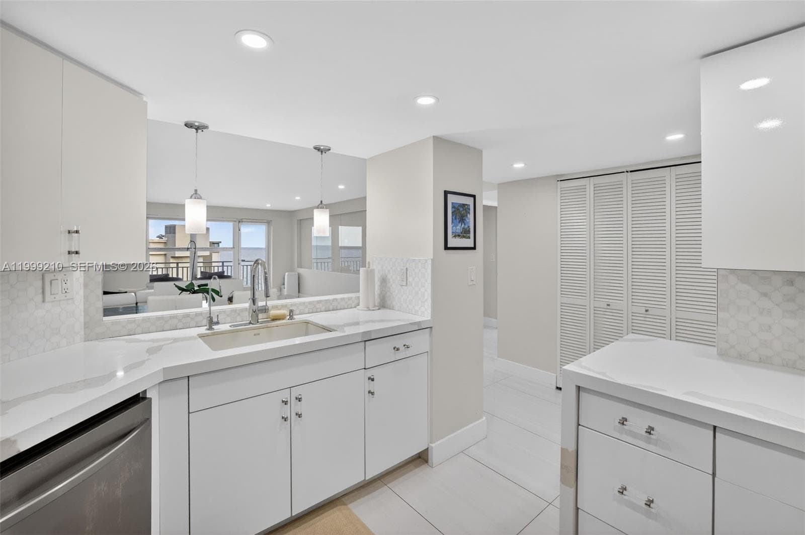 CARLTON TOWER CONDO · #14C in Fort Lauderdale - Photo 9