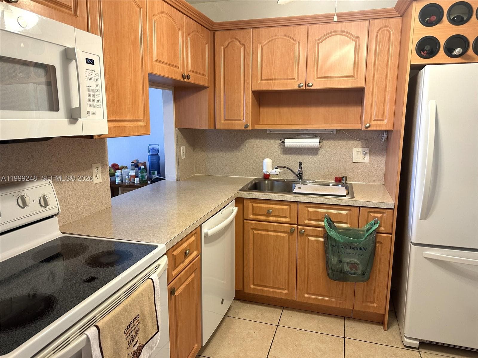 IMPERIAL TOWERS NORTH CON · #837 in Hallandale Beach - Photo 4