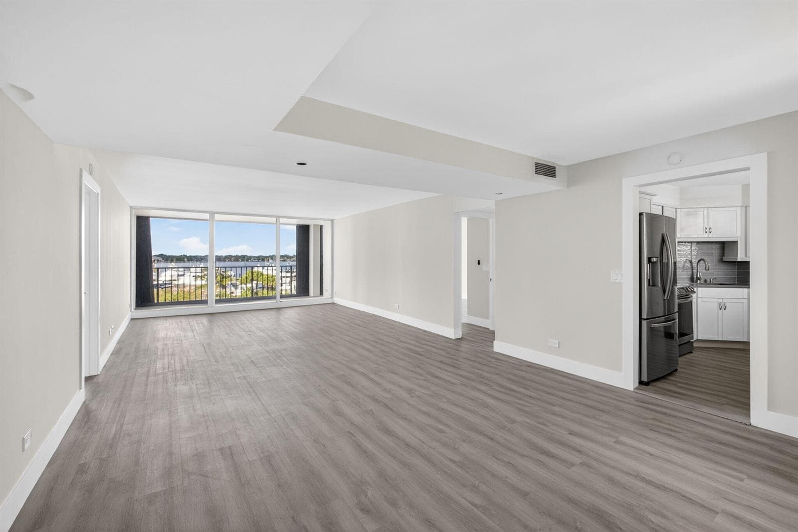 1-web-or-mls-5D1A1058