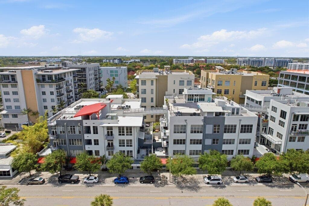 422 N Andrews-47.jpg-SMALL