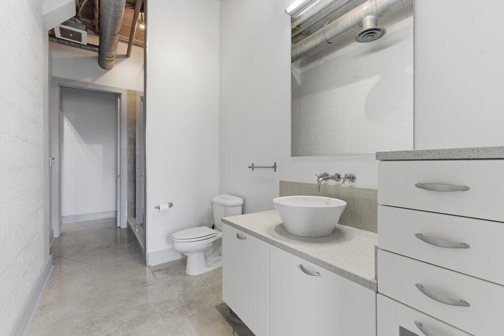 422 N Andrews-30.jpg-SMALL