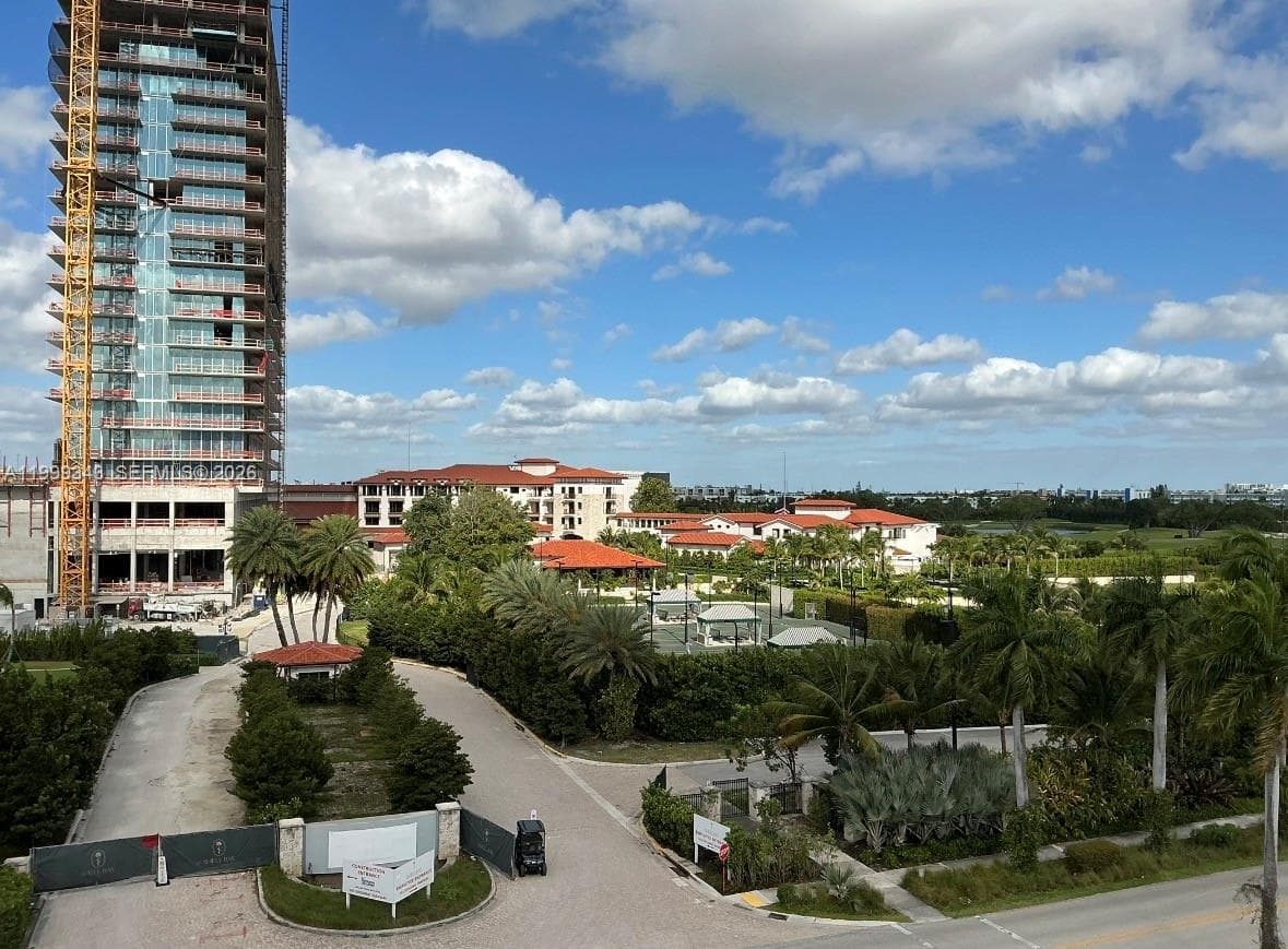 FAIRWAYS RIVIERA CONDO · #505 in Hallandale Beach - Photo 27