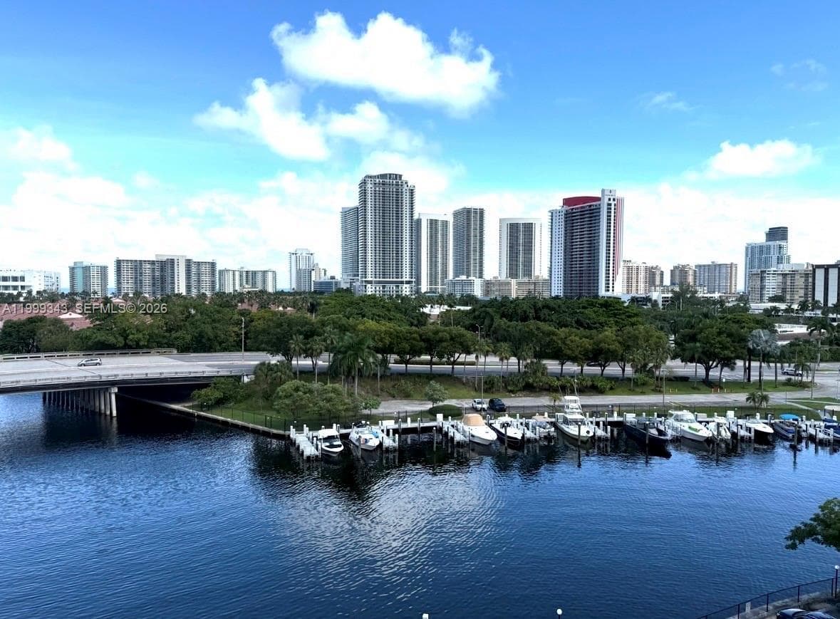 FAIRWAYS RIVIERA CONDO · #505 in Hallandale Beach - Photo 14