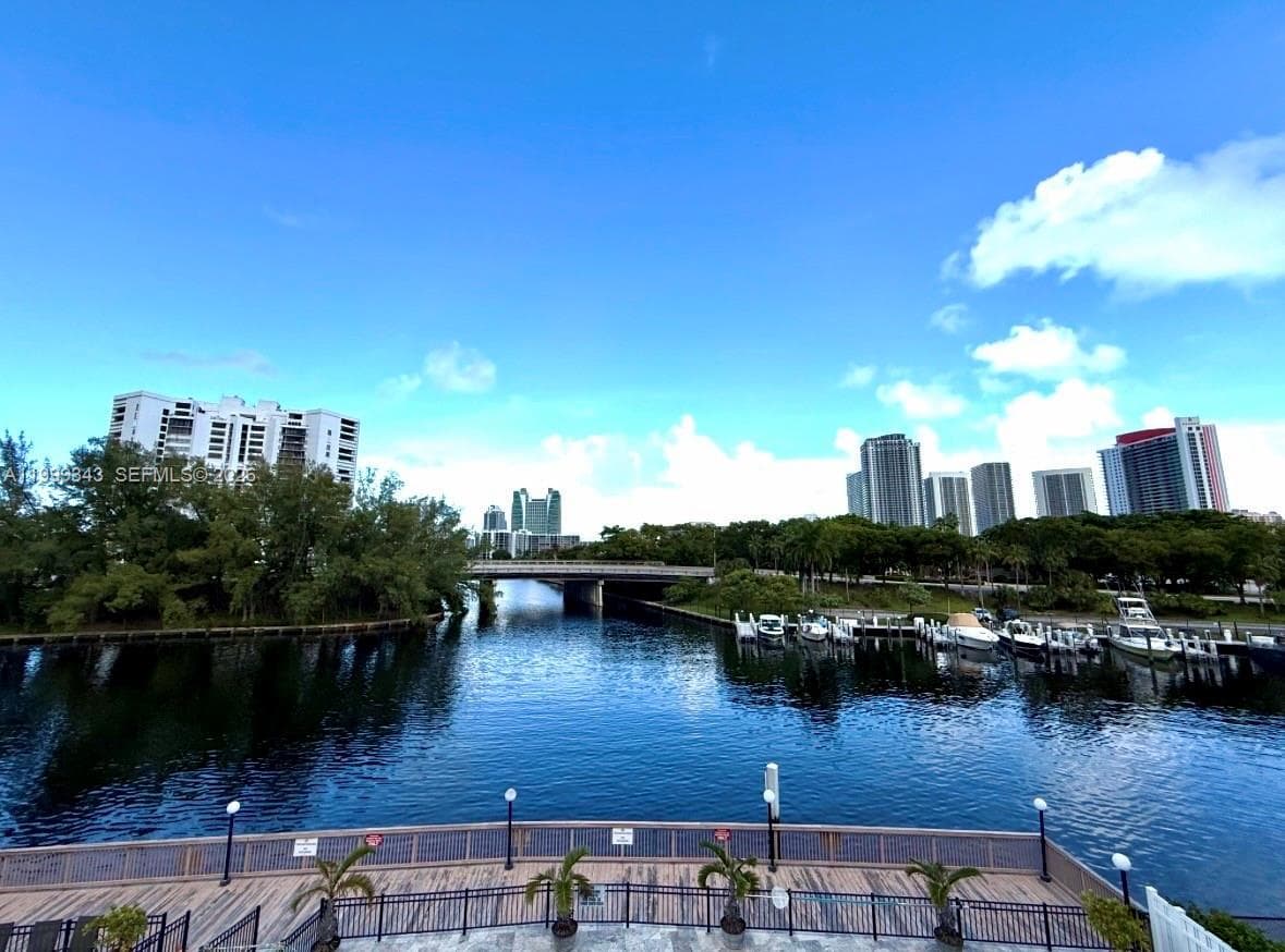 FAIRWAYS RIVIERA CONDO · #505 in Hallandale Beach - Photo 18