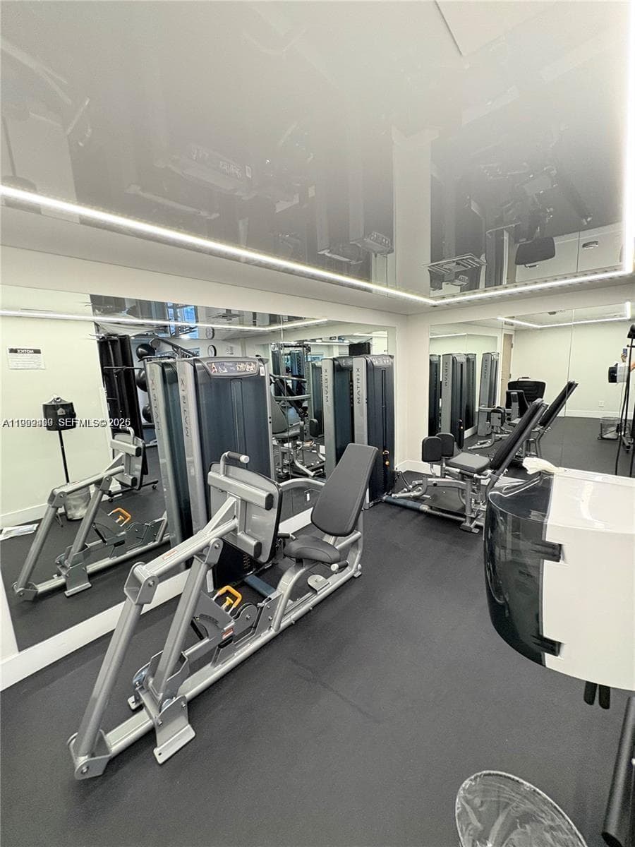 ESSEX TOWER · #407 in Fort Lauderdale - Photo 54
