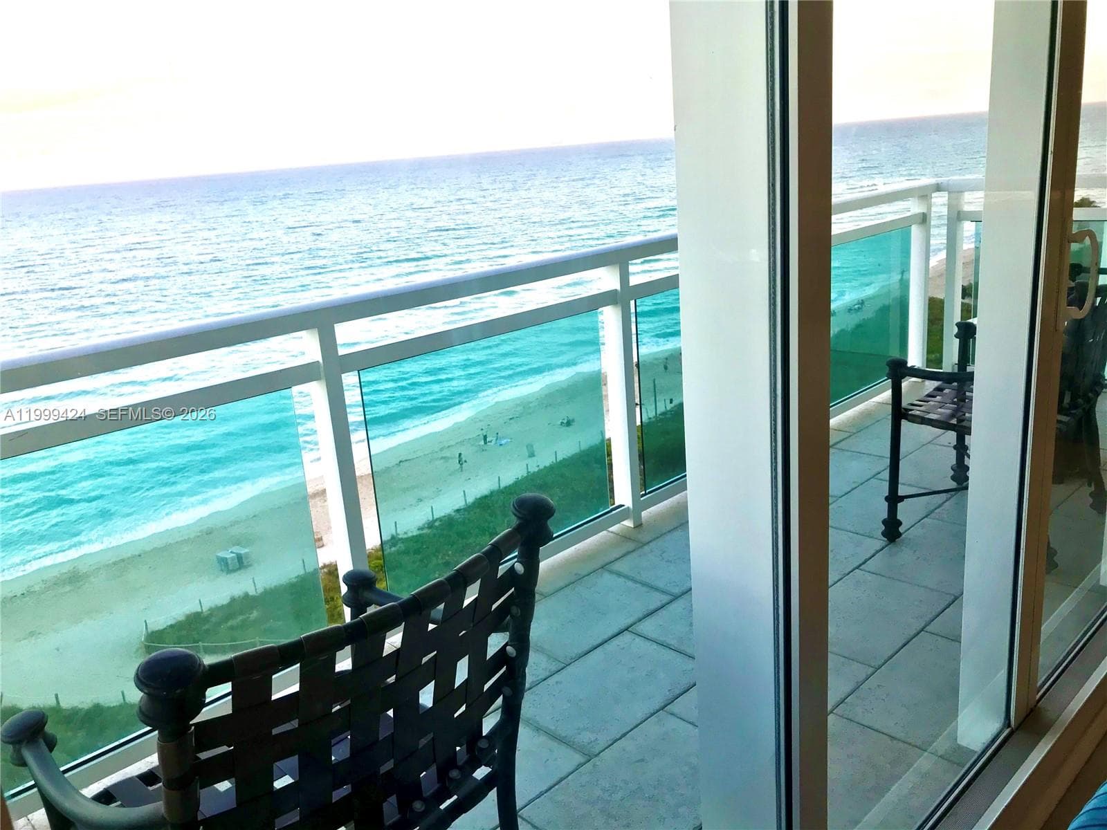THE COLLINS CONDO · #1002 in Miami Beach - Photo 2