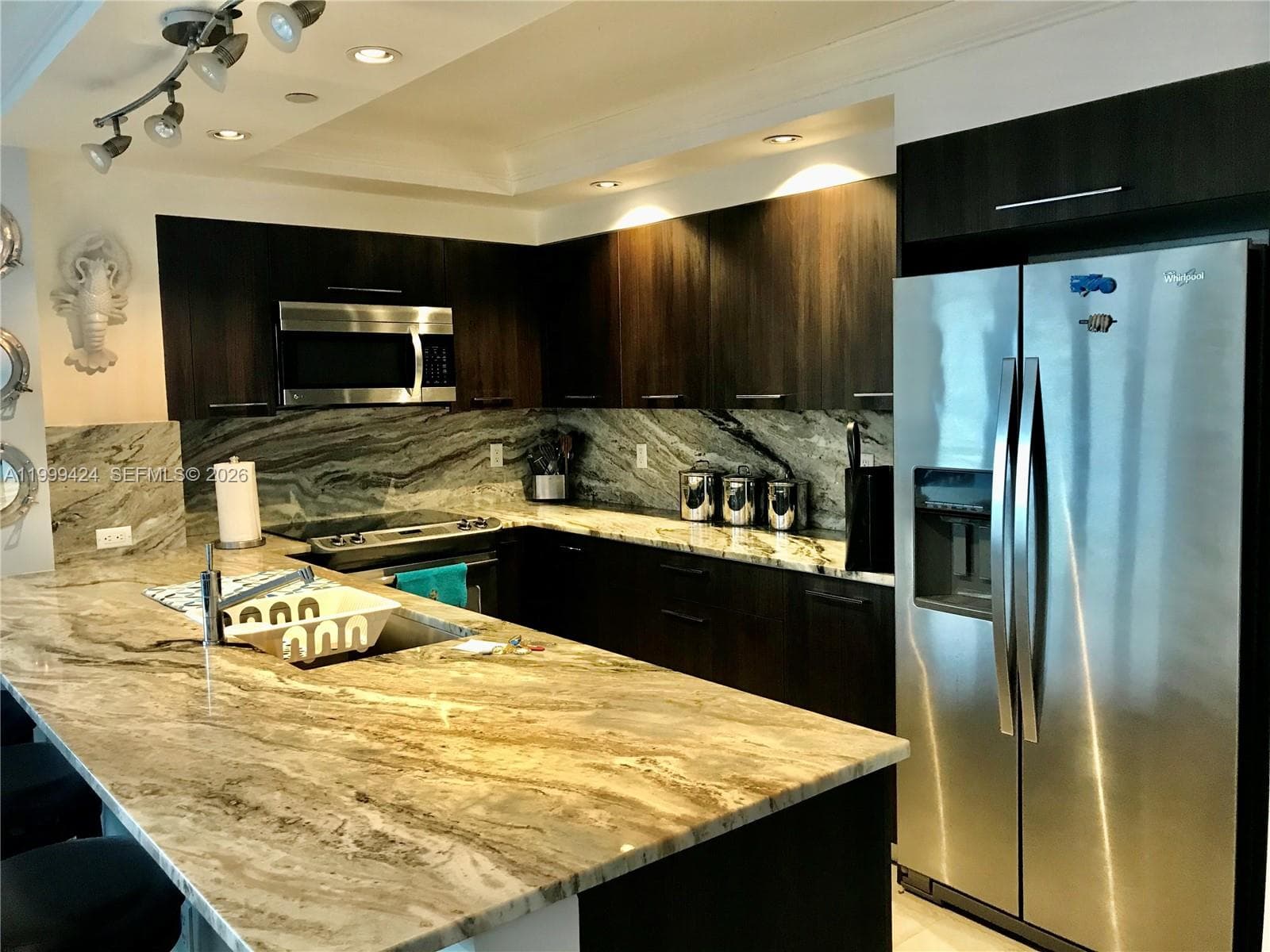 THE COLLINS CONDO · #1002 in Miami Beach - Photo 11