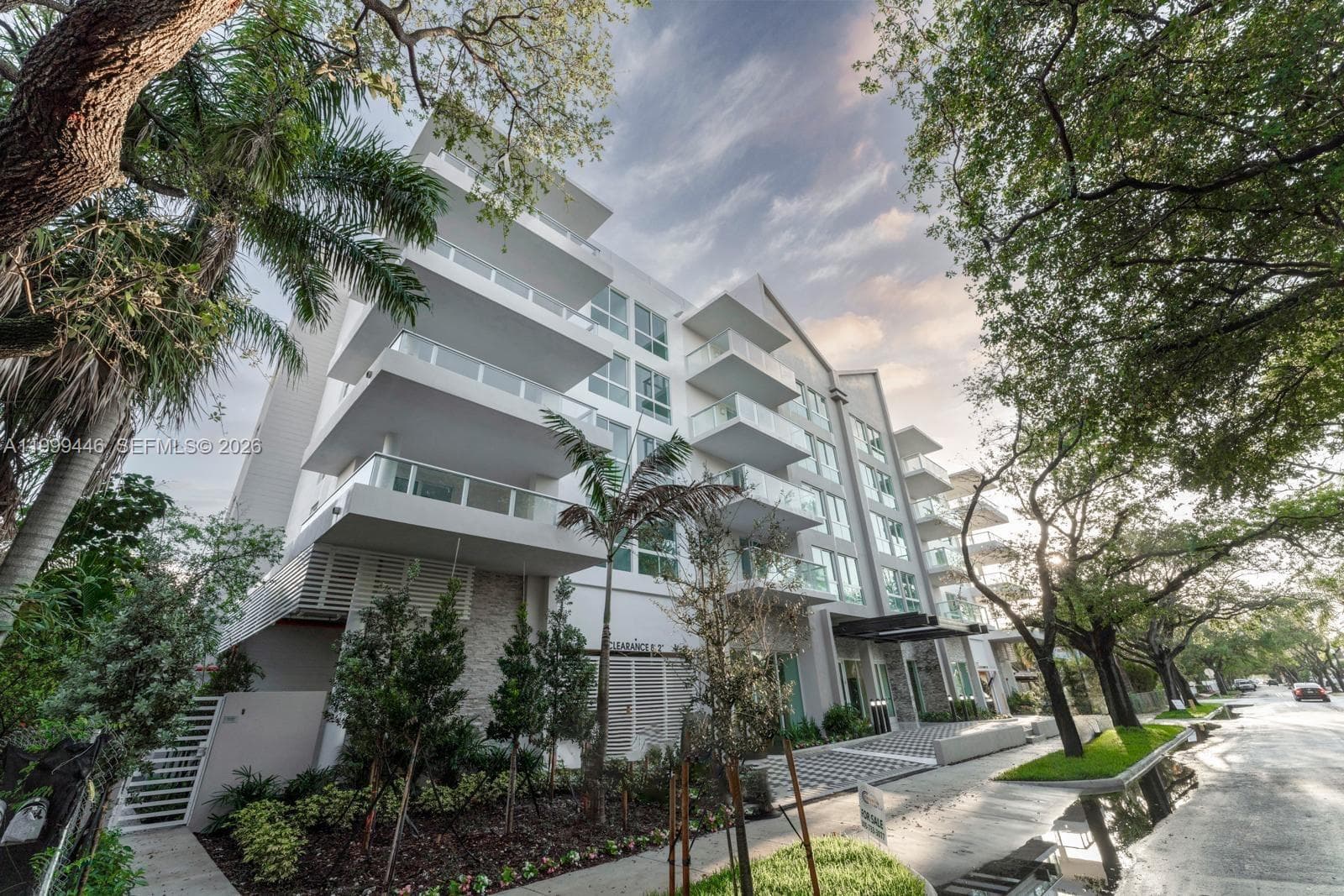RESIDENCE ON MONROE · #403 in Hollywood - Photo 1