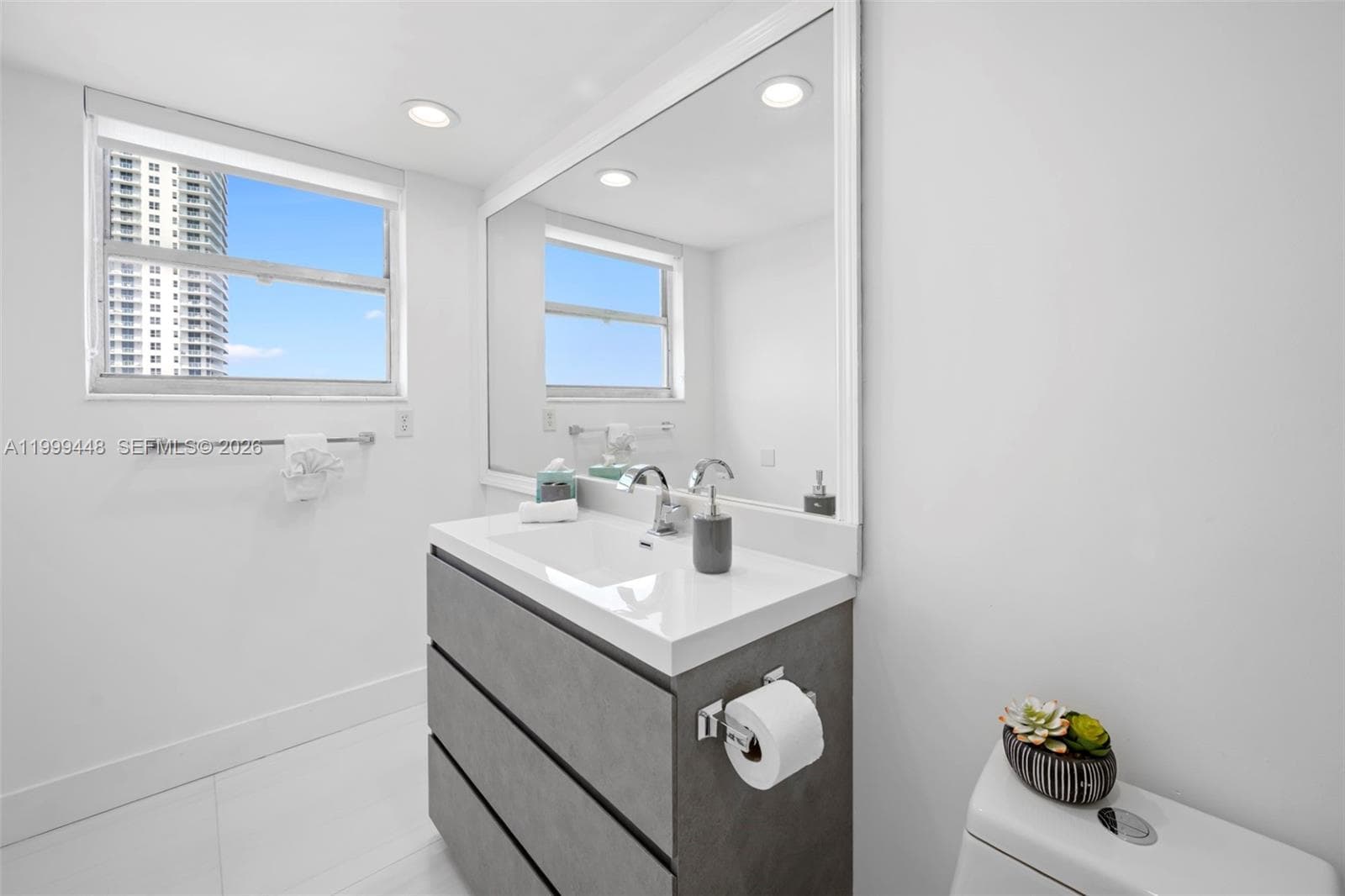 Sian Ocean Residences · #15B in Hollywood - Photo 21
