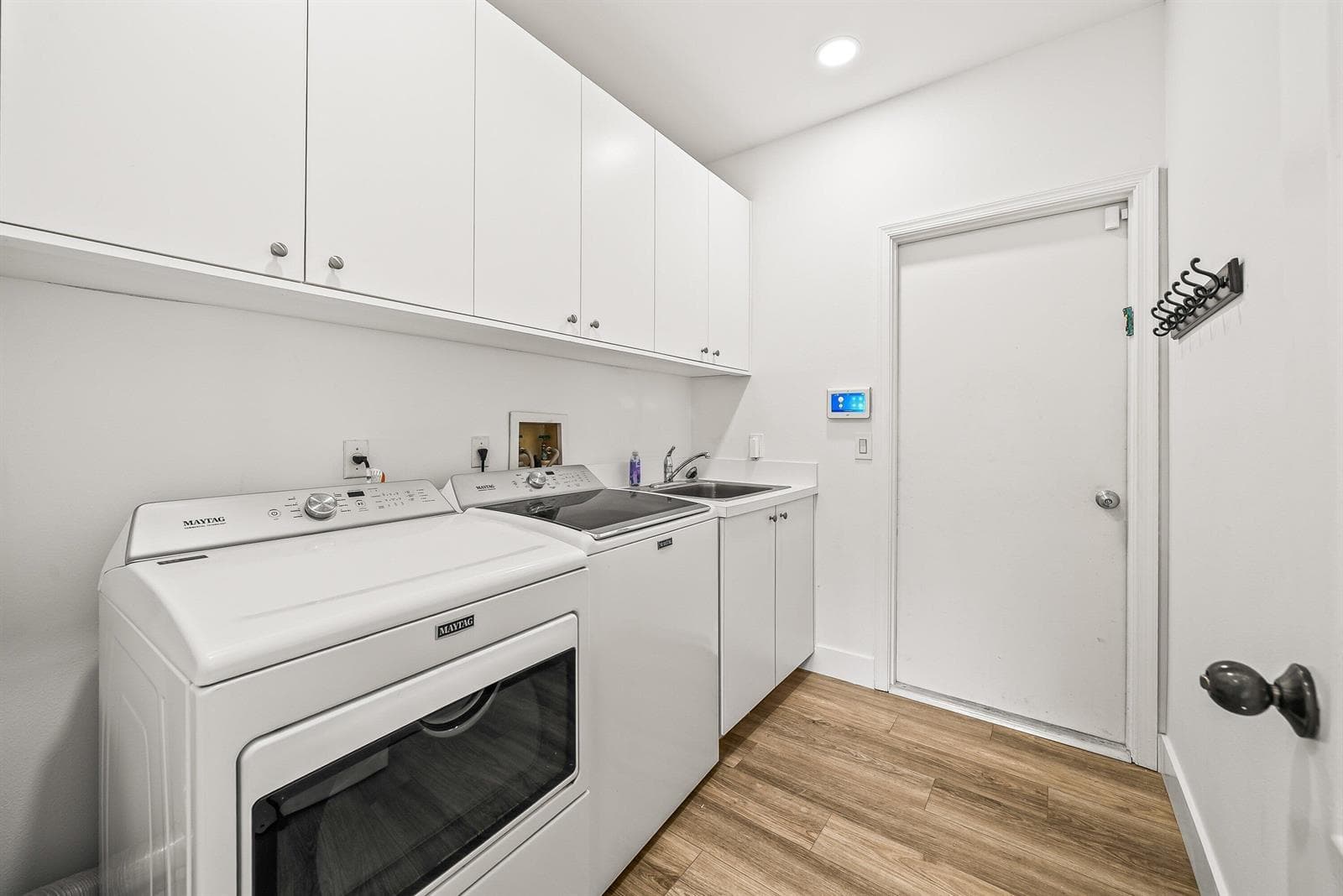 230 laundry room