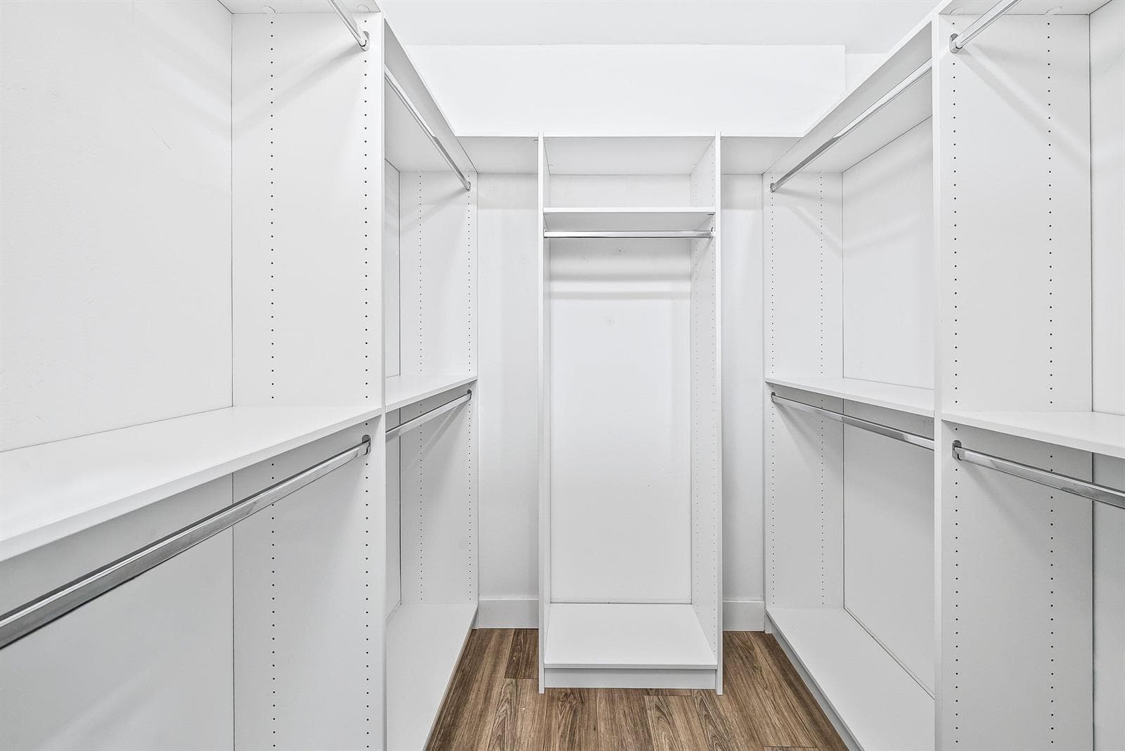 230 primary closet