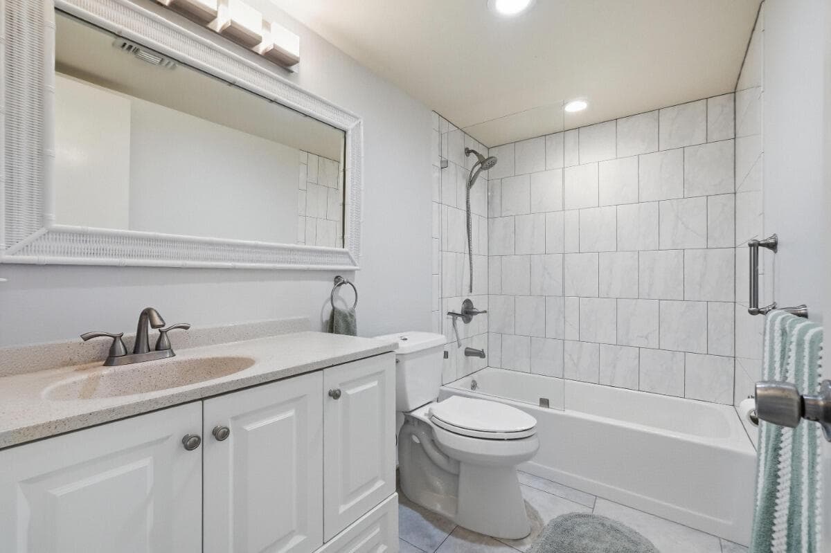 014_DSC09564_autoremove_27355955_MLS
