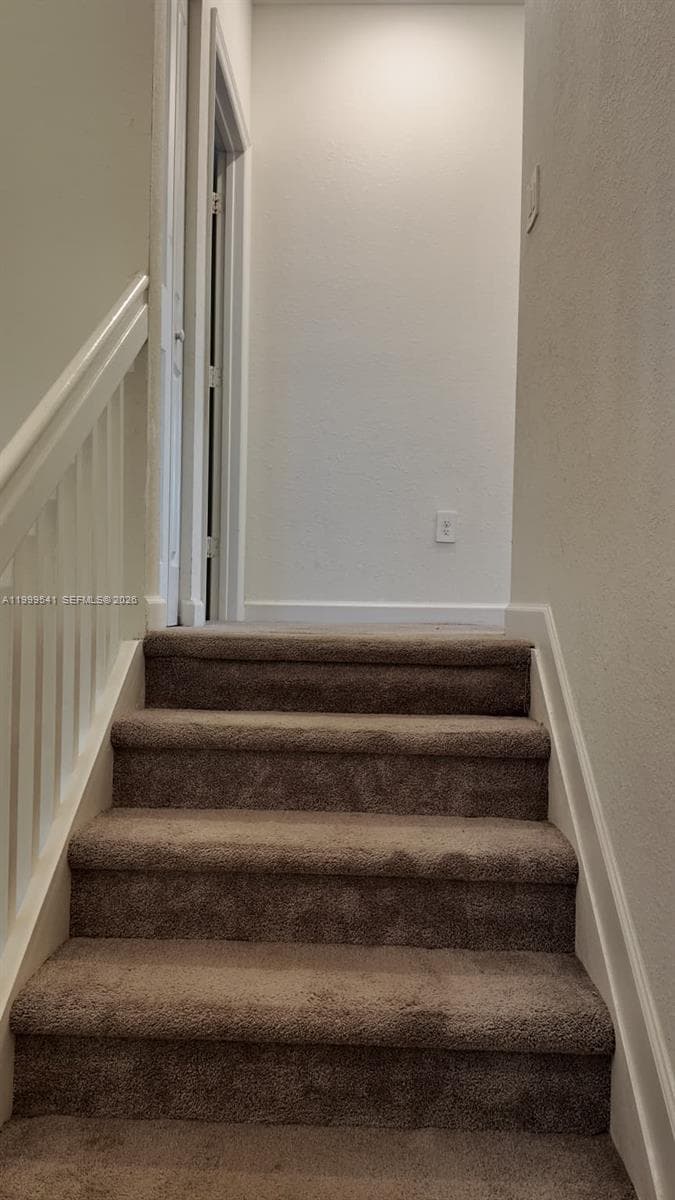 11862 SW 246th Ln photo 13