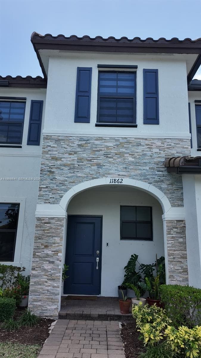 11862 SW 246th Ln photo 1