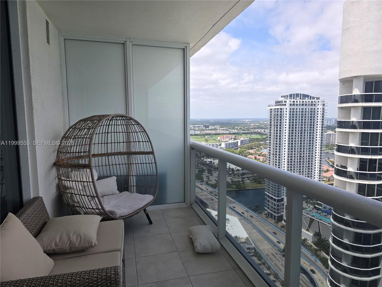 BEACH CLUB TWO CONDO · #4309 in Hallandale Beach - Photo 3