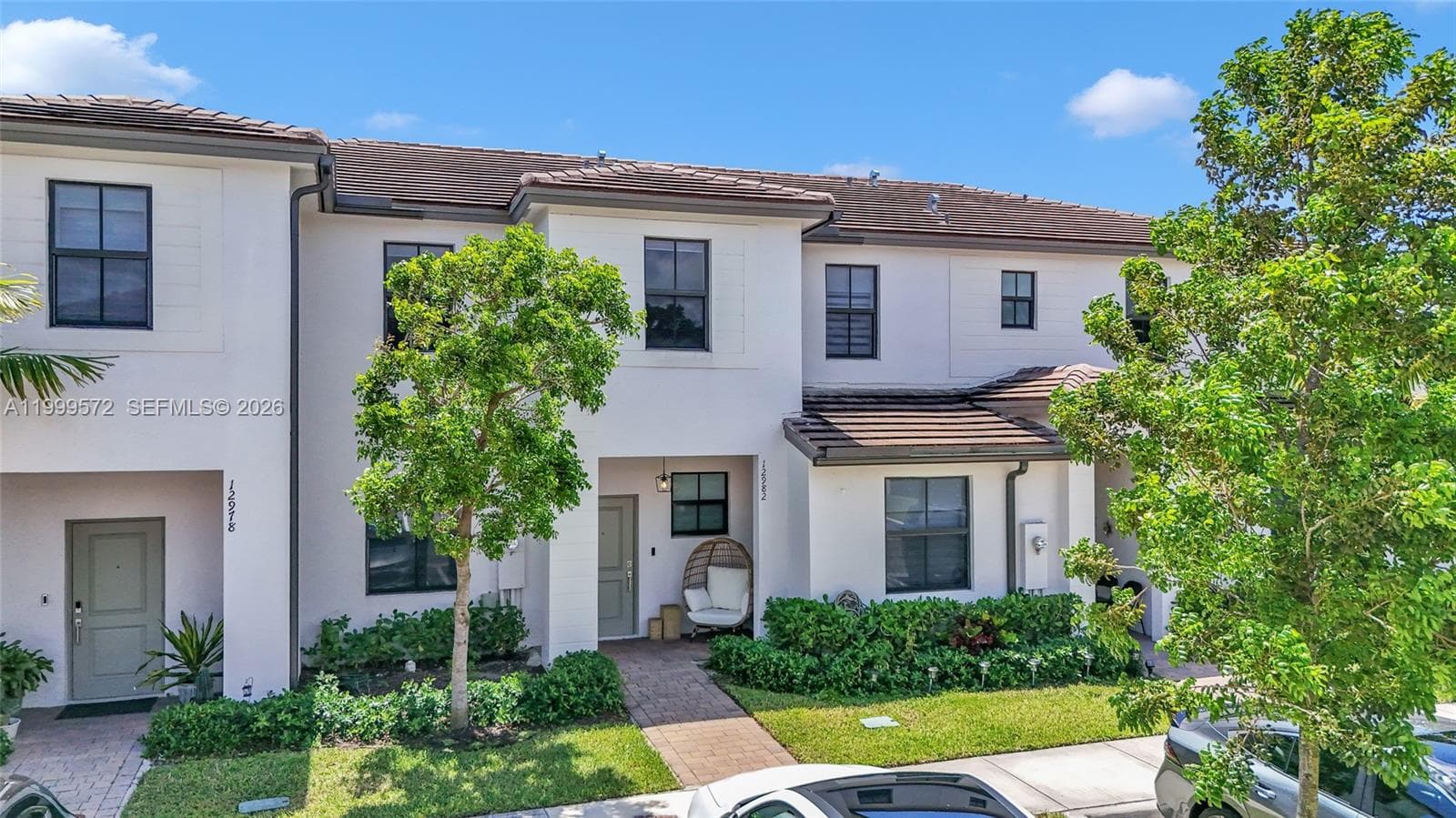12982 SW 232nd Ln photo 2