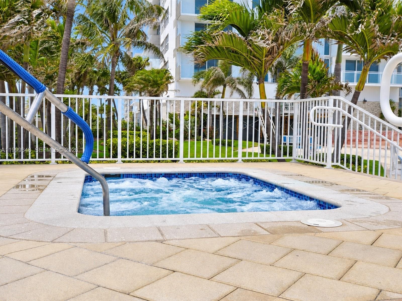 00 · #803 in Hallandale Beach - Photo 20