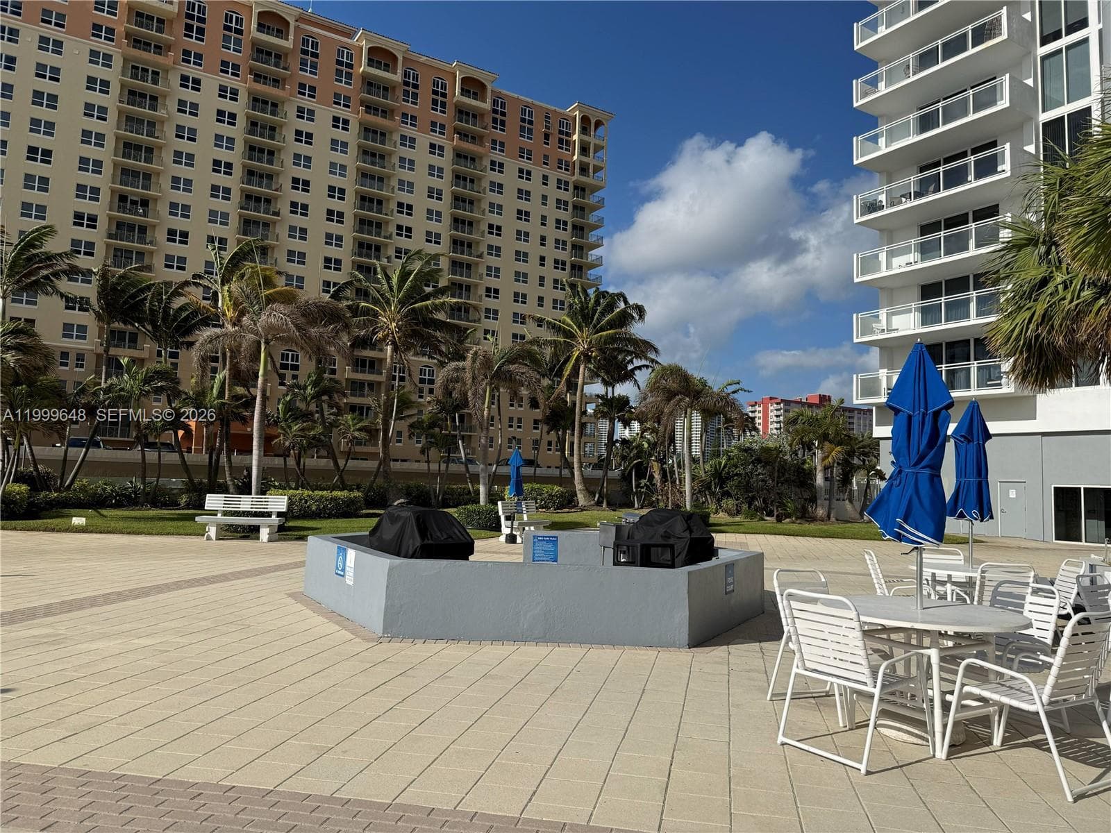00 · #803 in Hallandale Beach - Photo 31