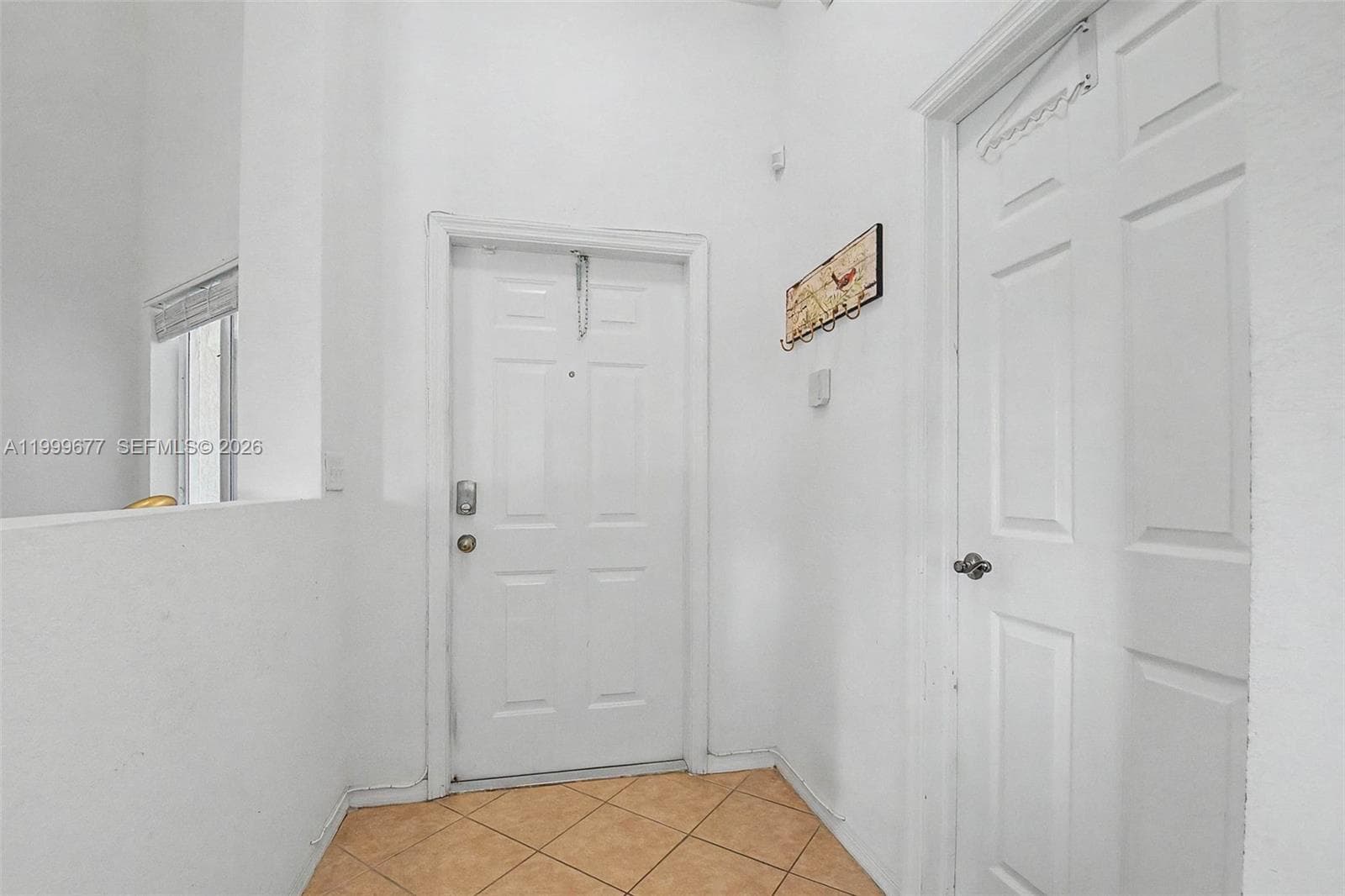 2020 SE 23rd Ave photo 5