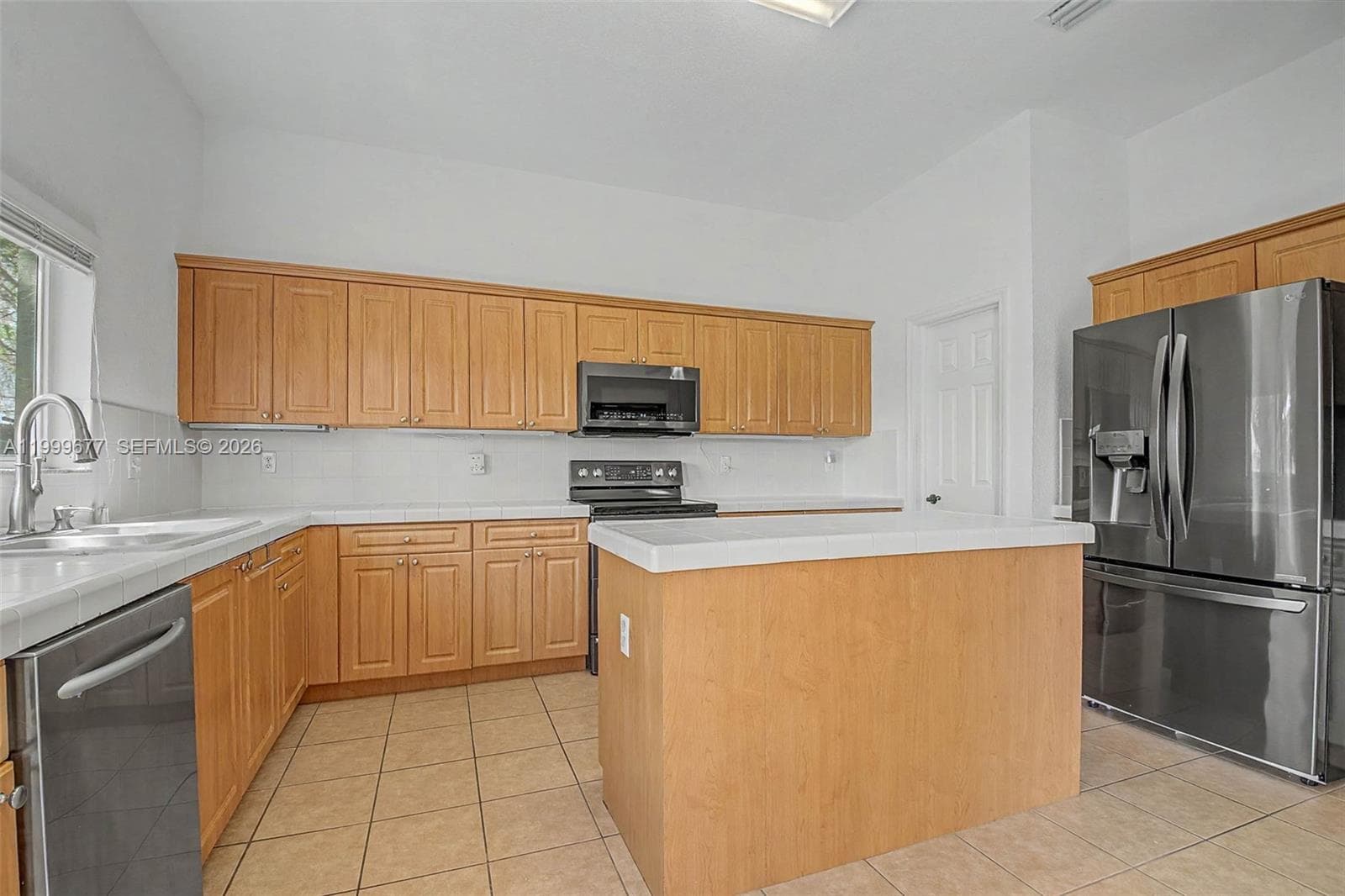 2020 SE 23rd Ave photo 14