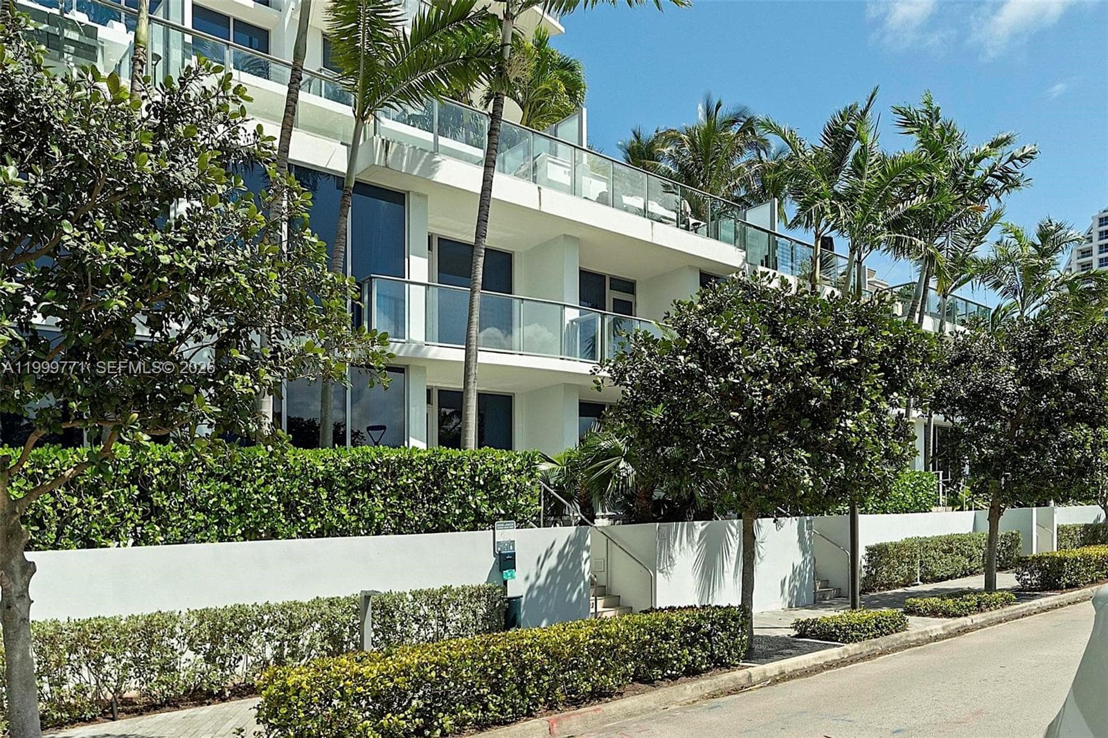701 N Fort Lauderdale Beach Blvd #TH3 photo 4