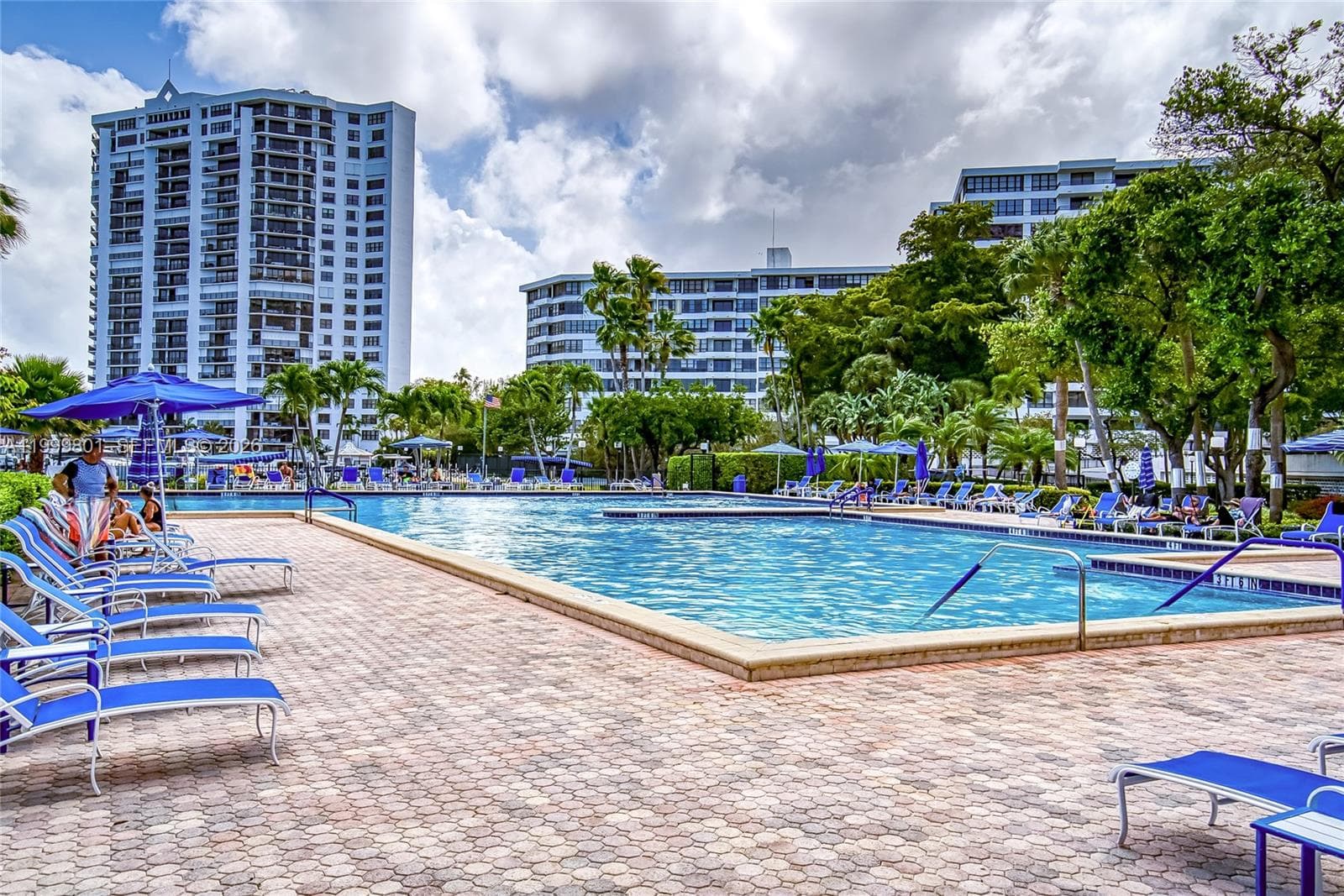 OLYMPUS CONDO PHASE · #604 in Hallandale Beach - Photo 36
