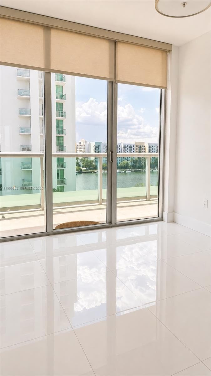CIELO ON THE BAY CONDO · #803 in North Bay Village - Photo 28