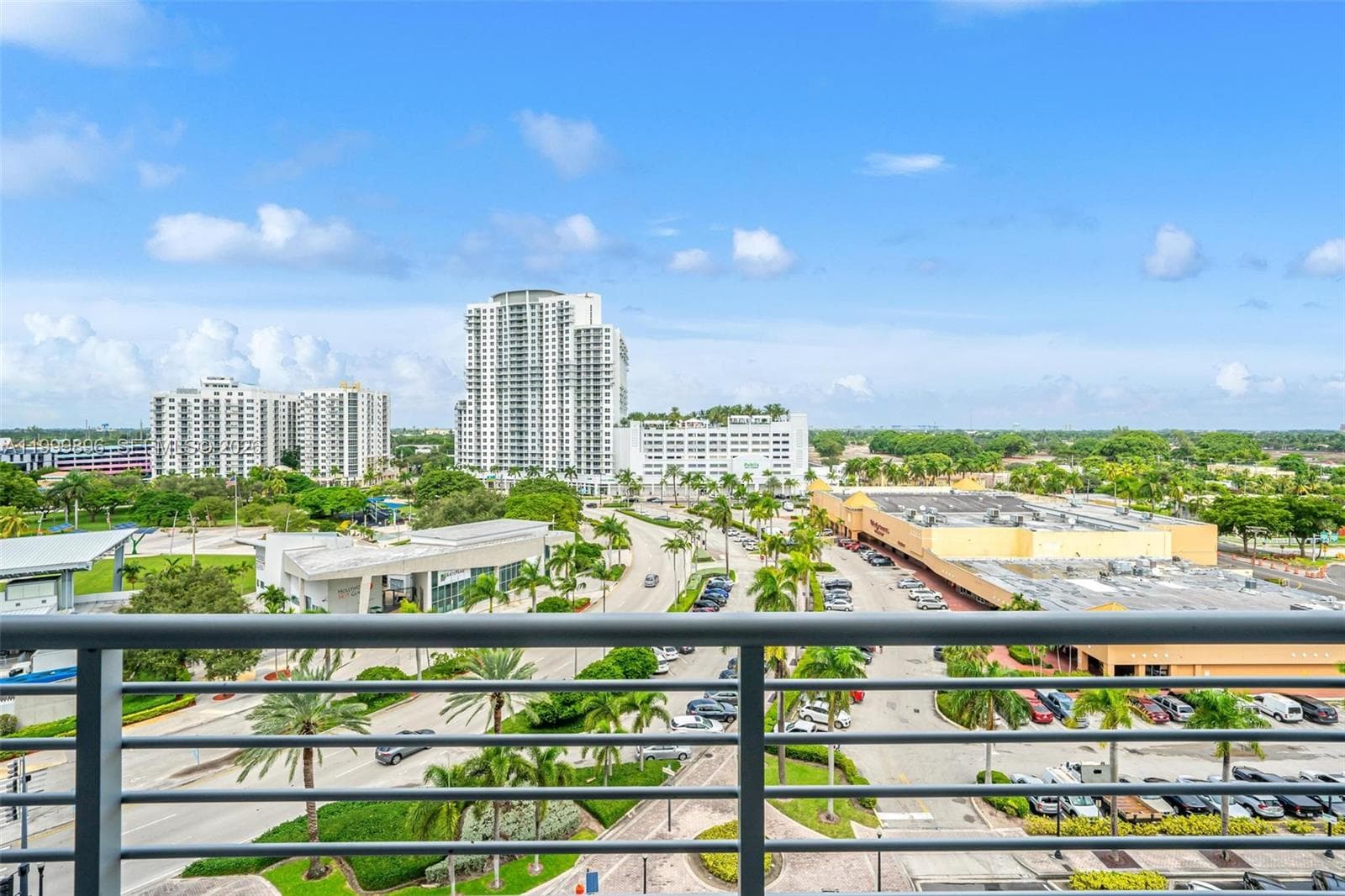 Home Tower Condo · #9F in Hollywood - Photo 22