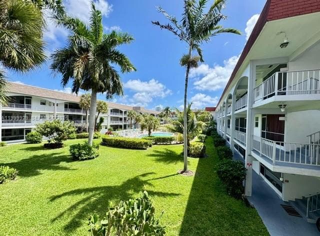 PARADISE VILLAS · #221-B in Hallandale Beach - Photo 1