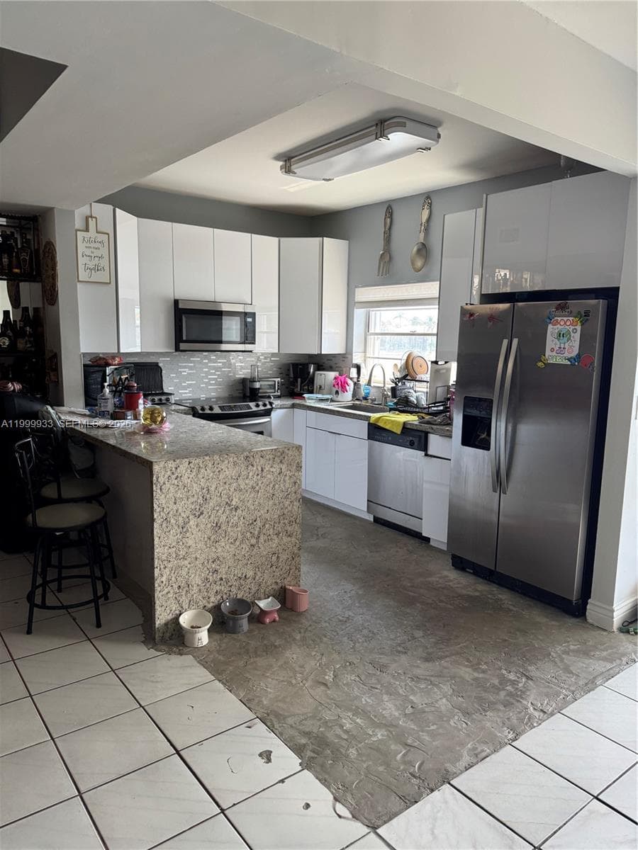 8270 NW 191st Ln #13L photo 3
