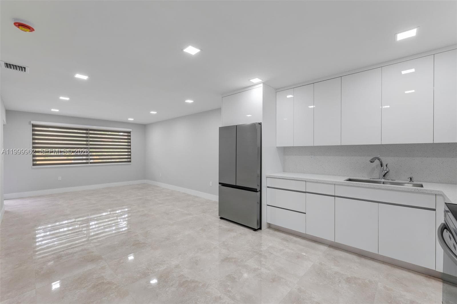 View West Condo · #28 in Miami - Photo 9