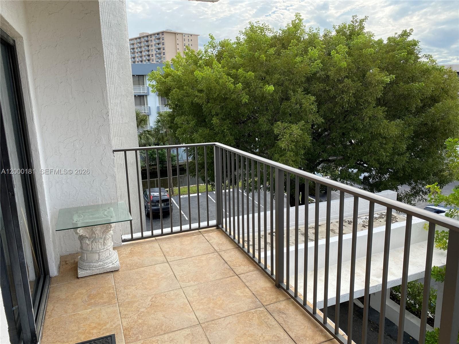GOLDEN ISLES LAKES CONDO · #3D in Hallandale Beach - Photo 18
