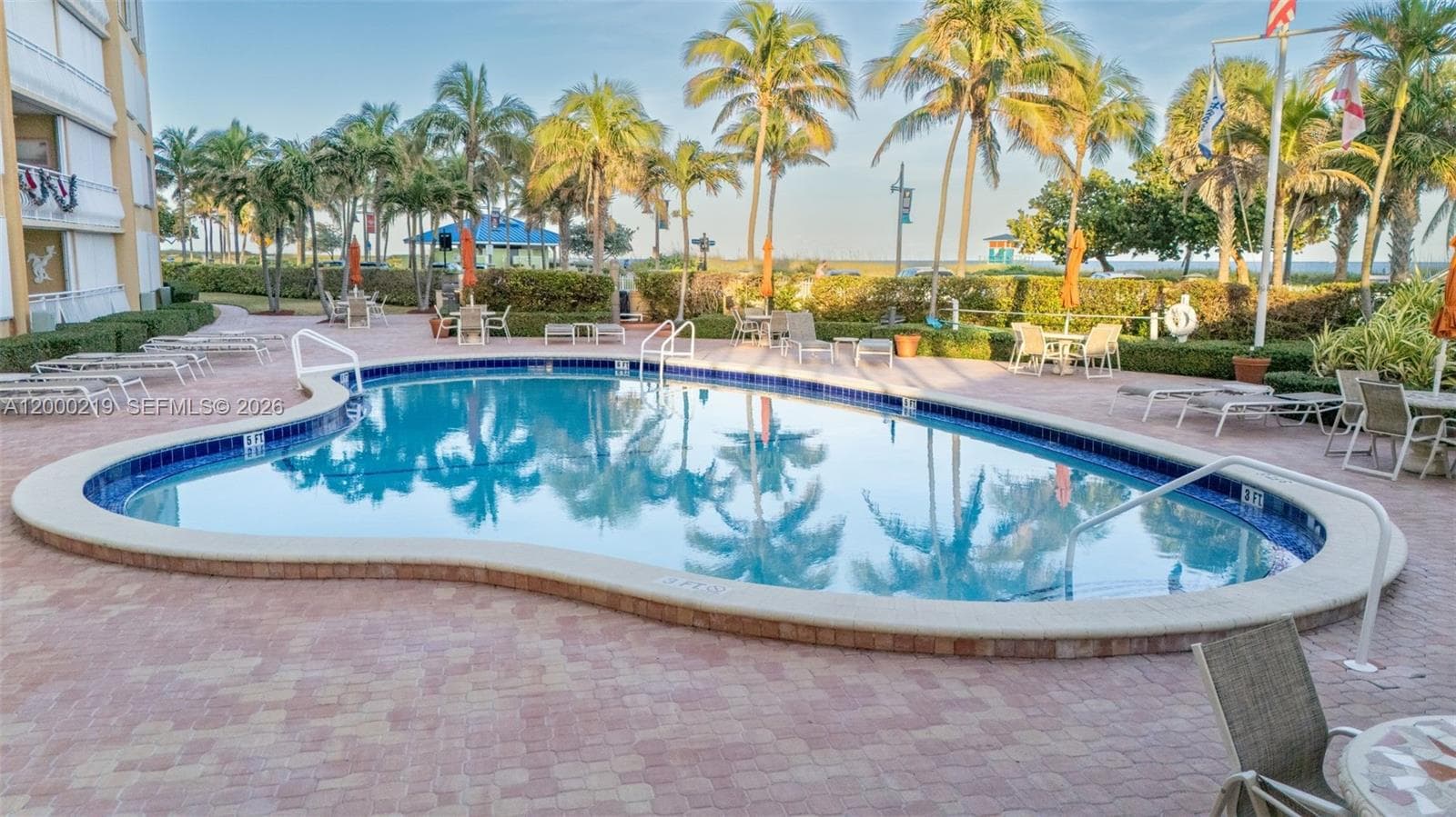 BERMUDA HOUSE CONDOMINIUM · #707 in Pompano Beach - Photo 38