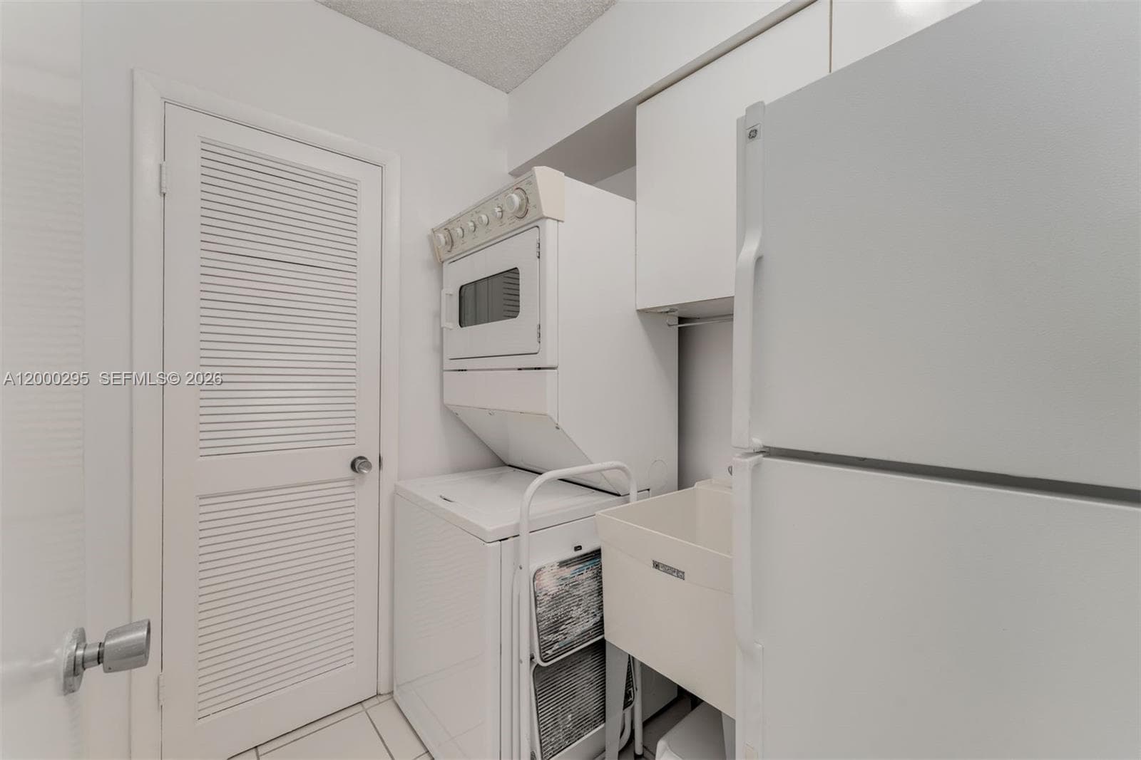 TOWERHOUSE CONDO · #304 in Miami Beach - Photo 22